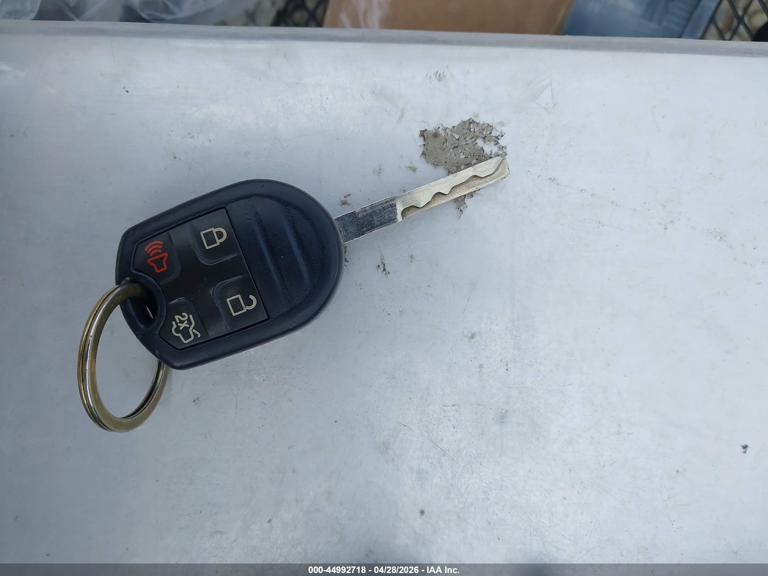 FORD FIESTA image 11