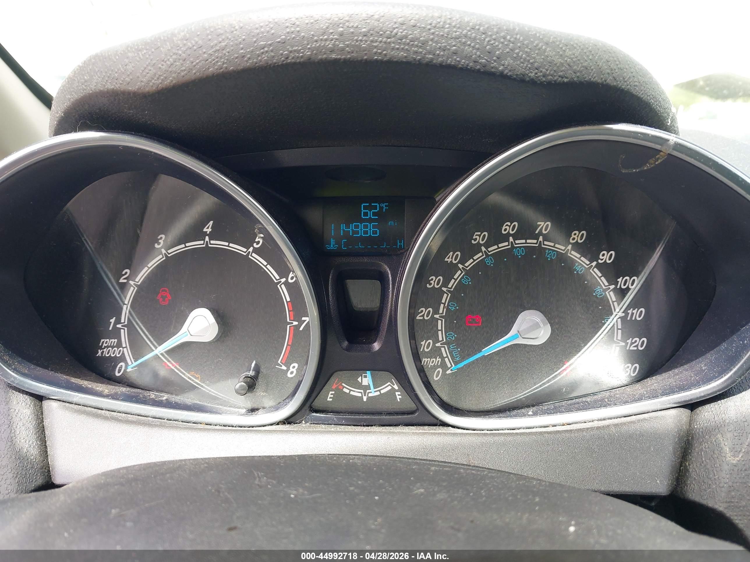 FORD FIESTA image 7