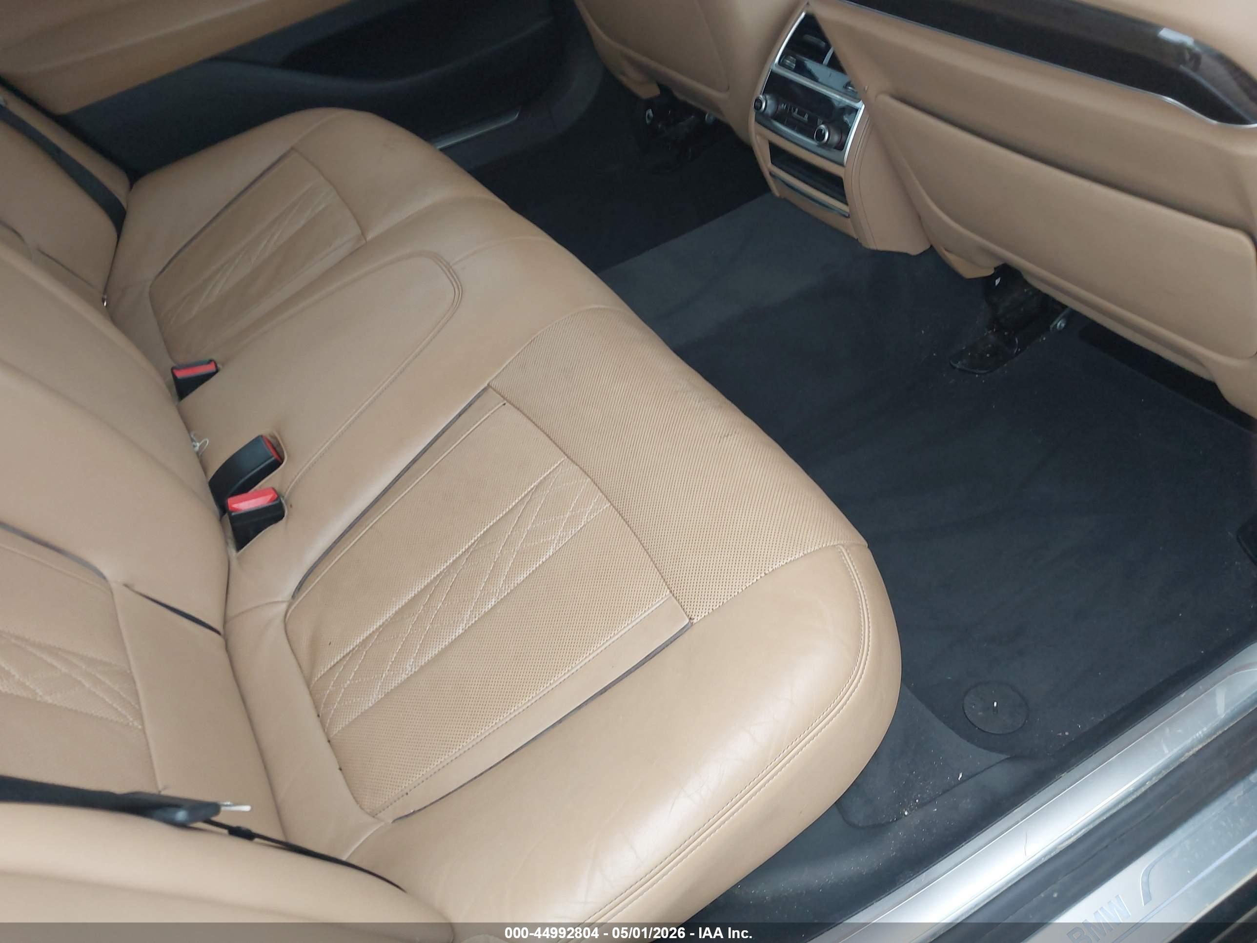 BMW 740I image 8