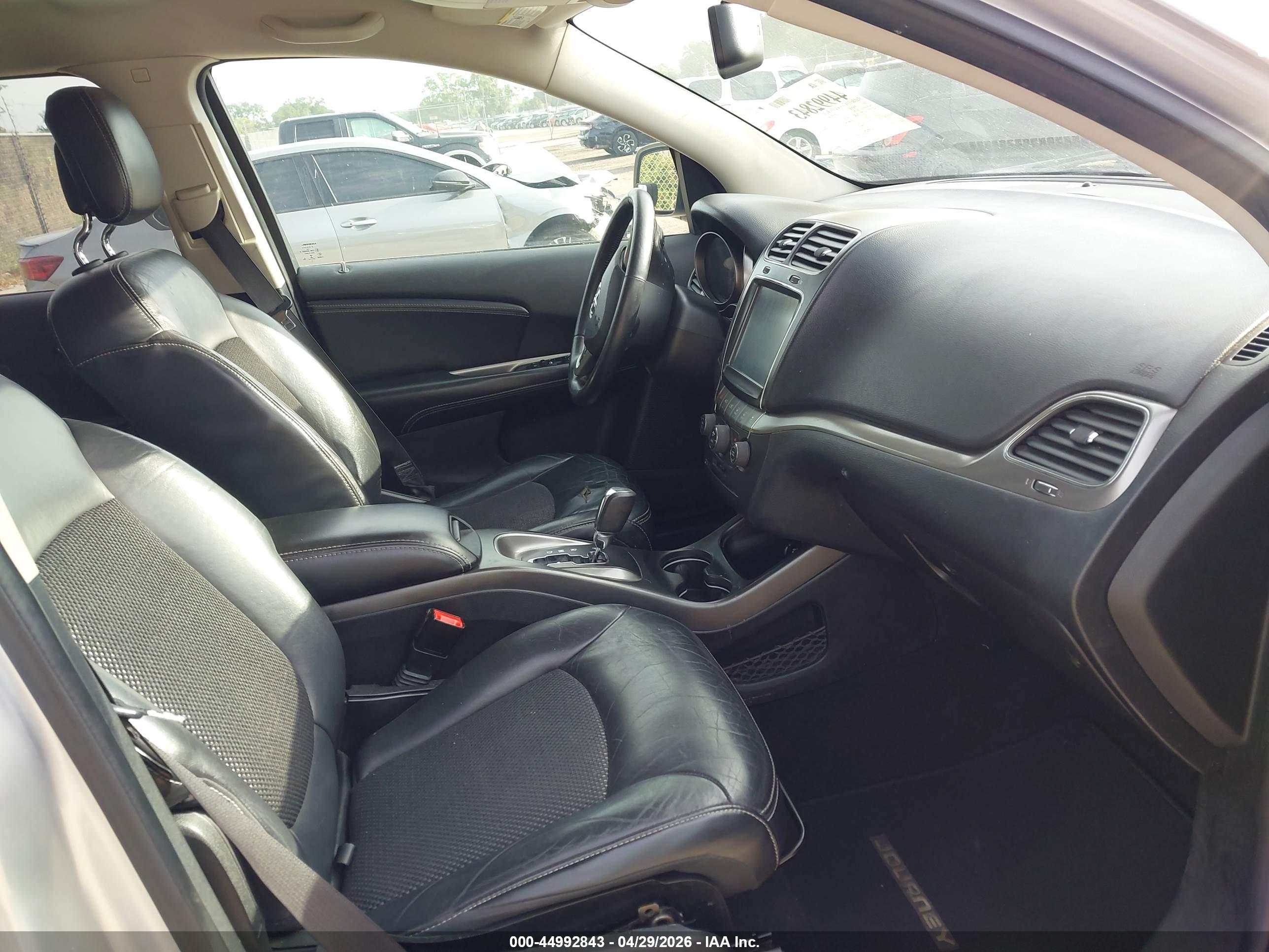 DODGE JOURNEY image 5