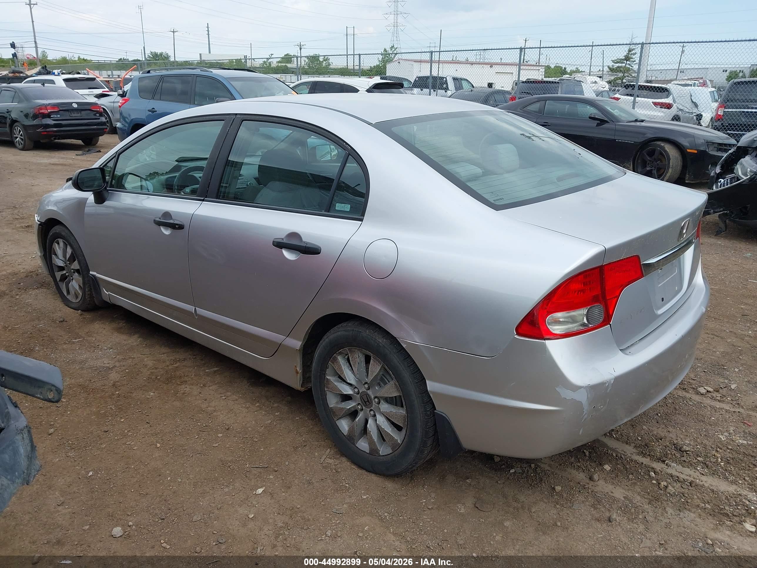 HONDA CIVIC image 3