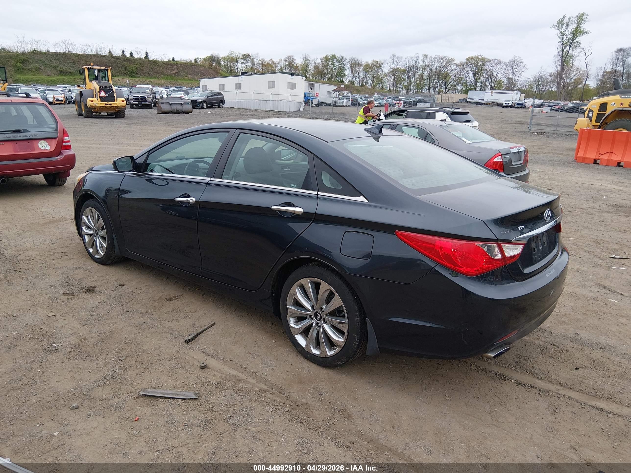HYUNDAI SONATA image 3