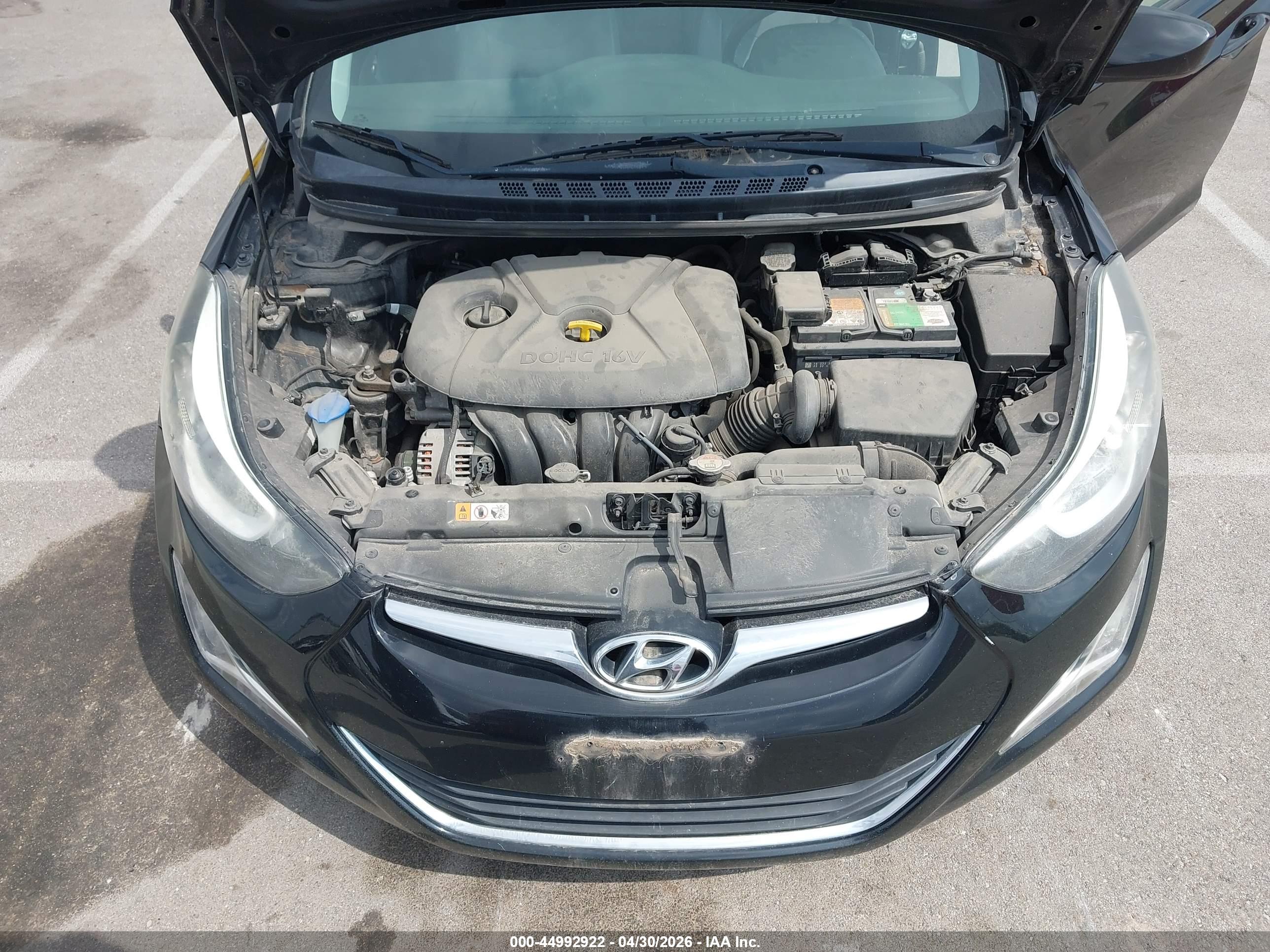 HYUNDAI ELANTRA image 10