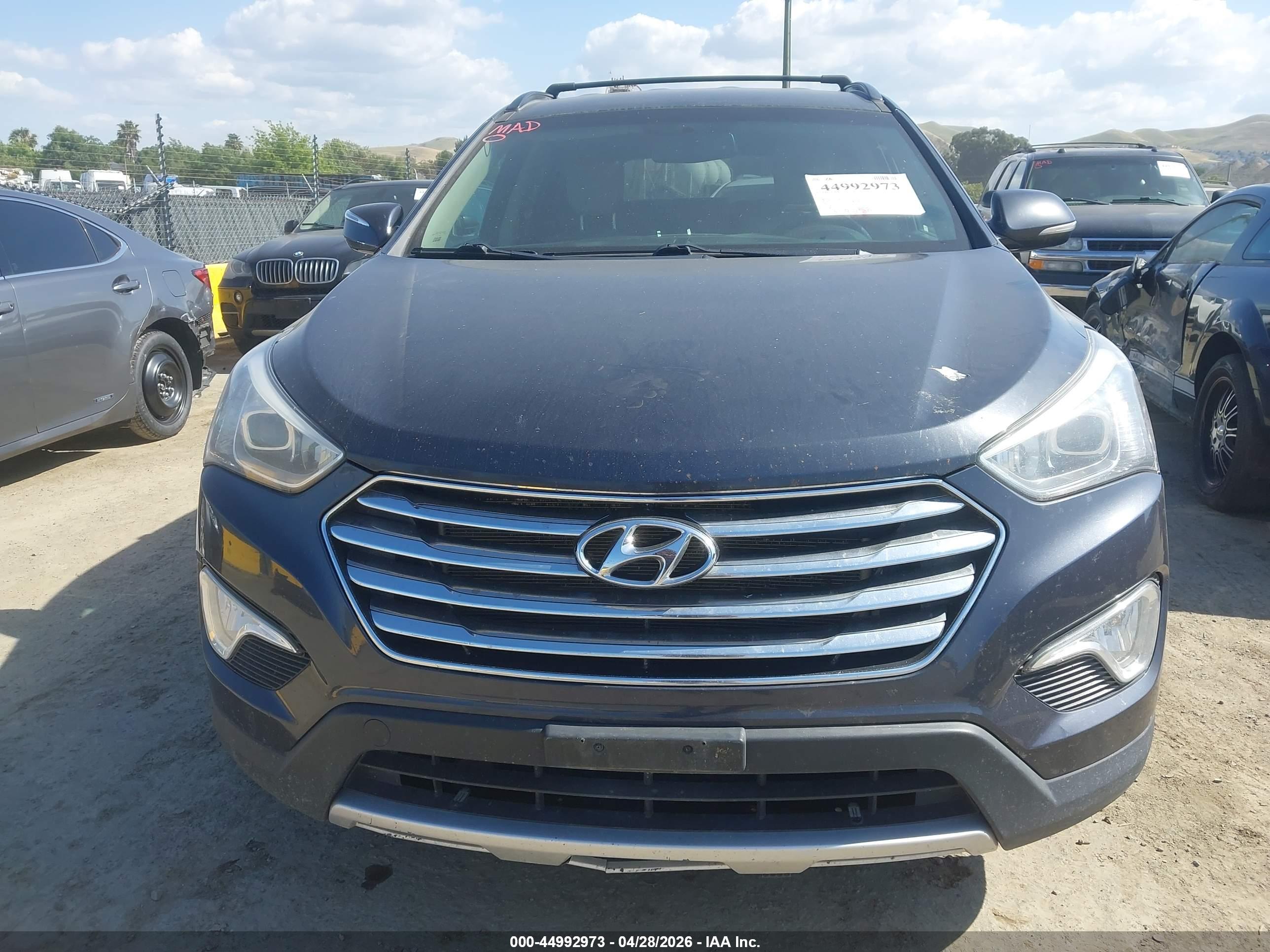 HYUNDAI SANTA image 6