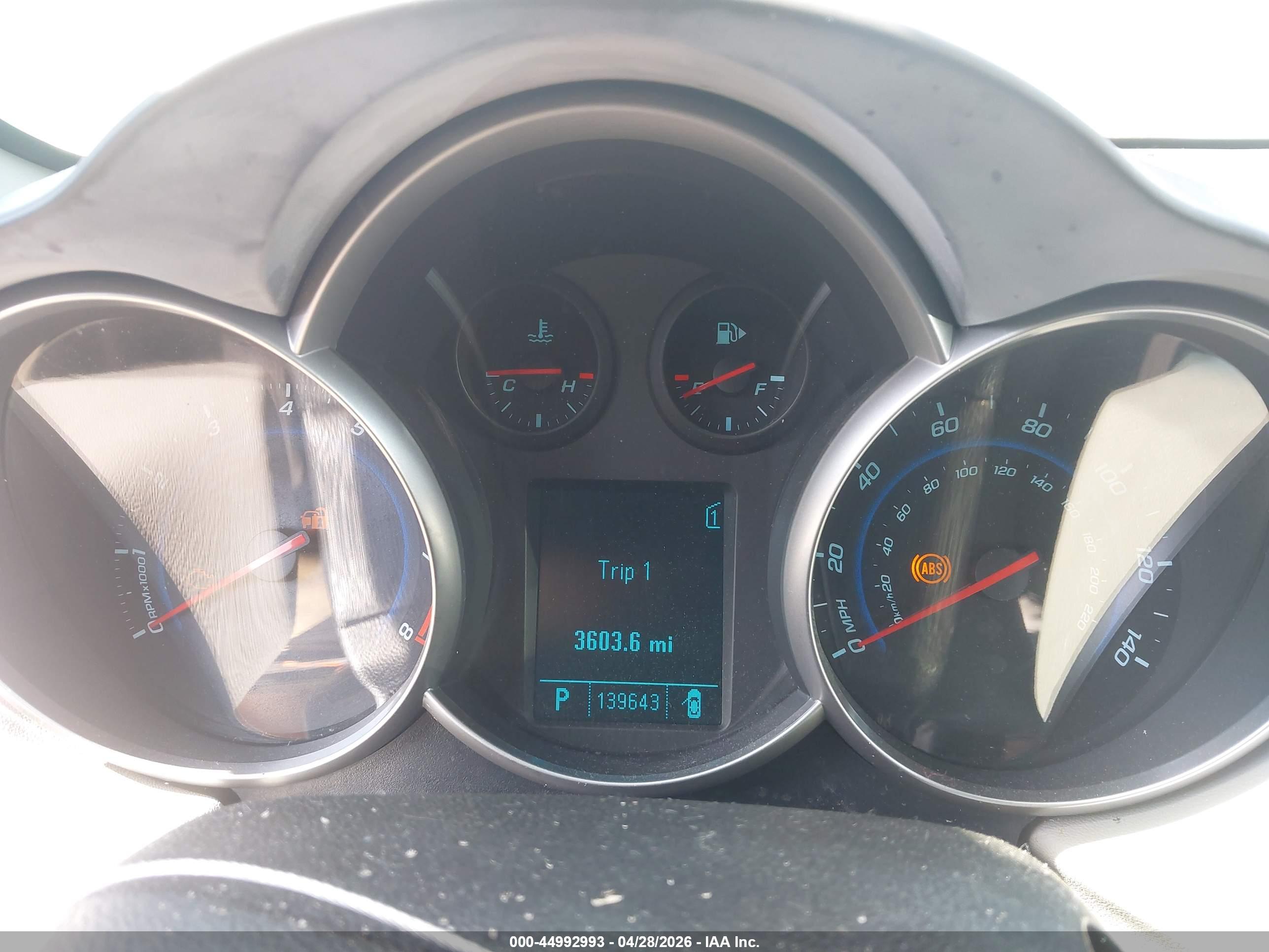 CHEVROLET CRUZE image 7
