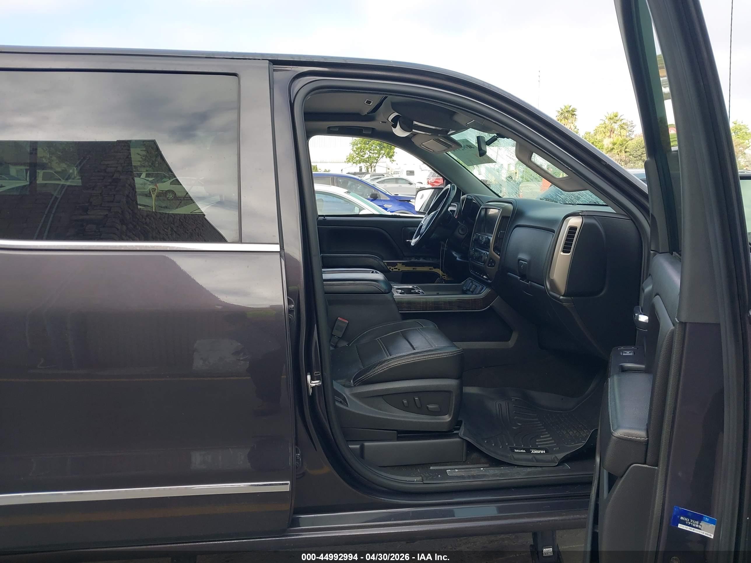 GMC SIERRA image 5