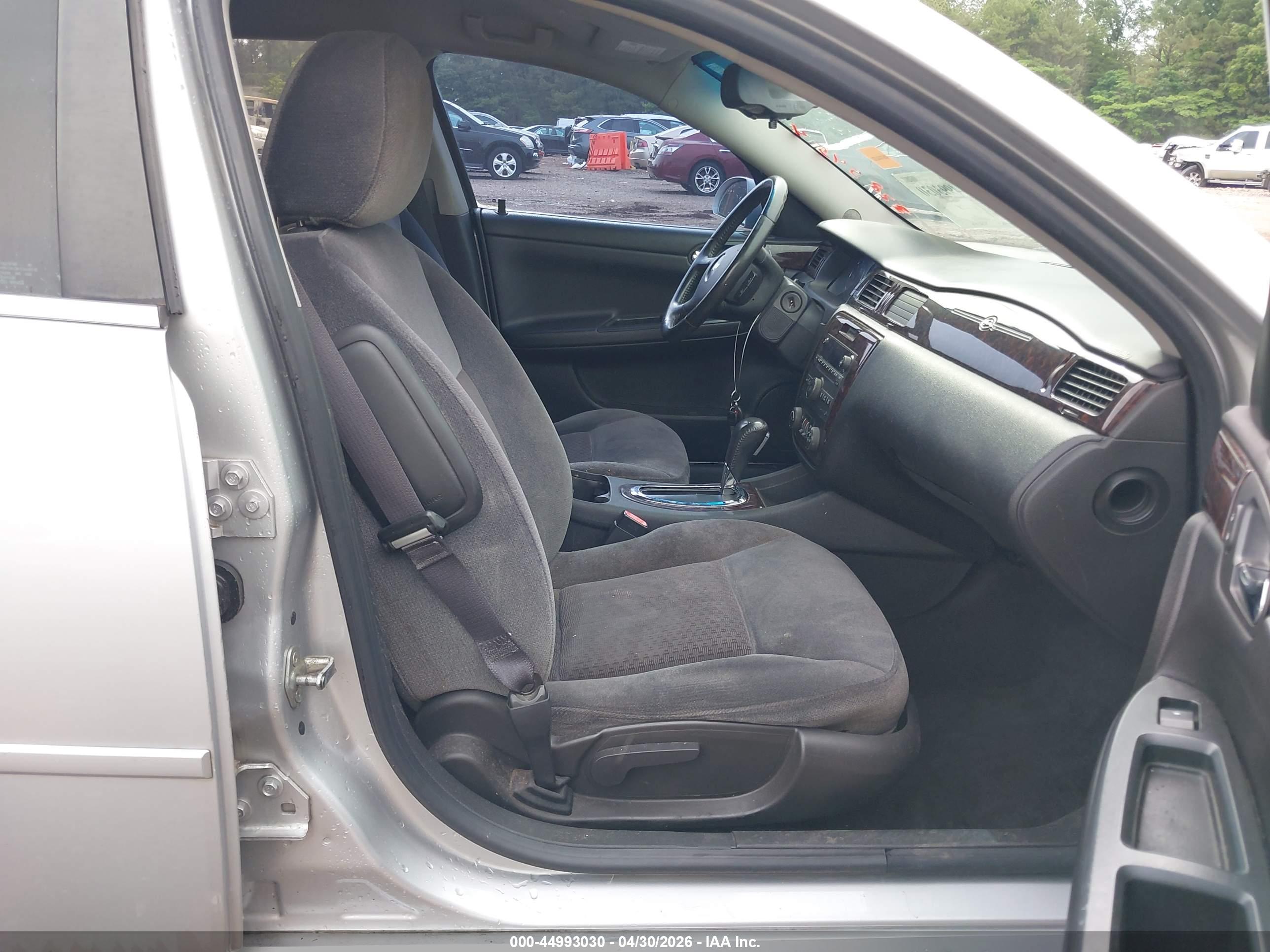 CHEVROLET IMPALA image 5