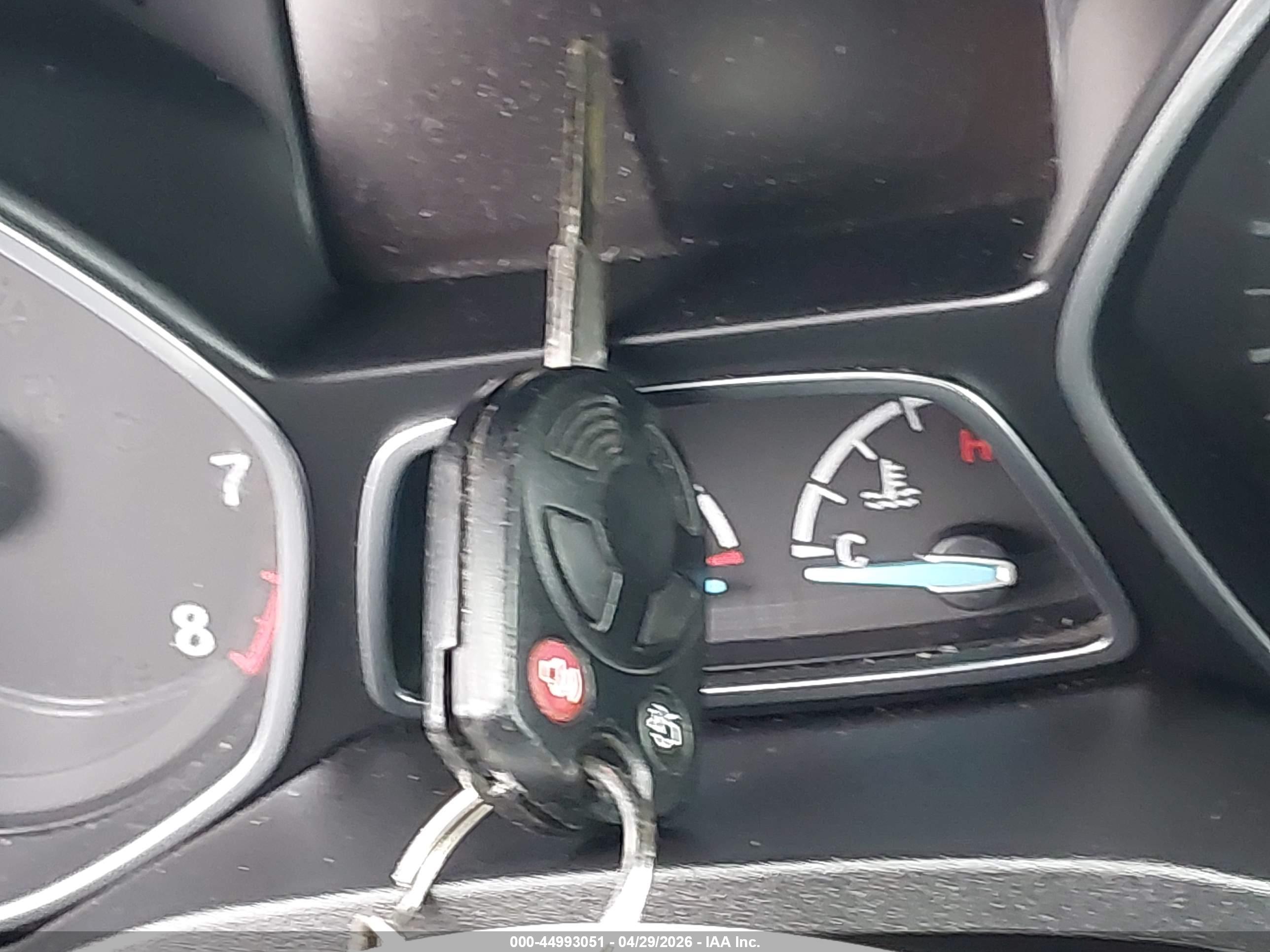 FORD ESCAPE image 11