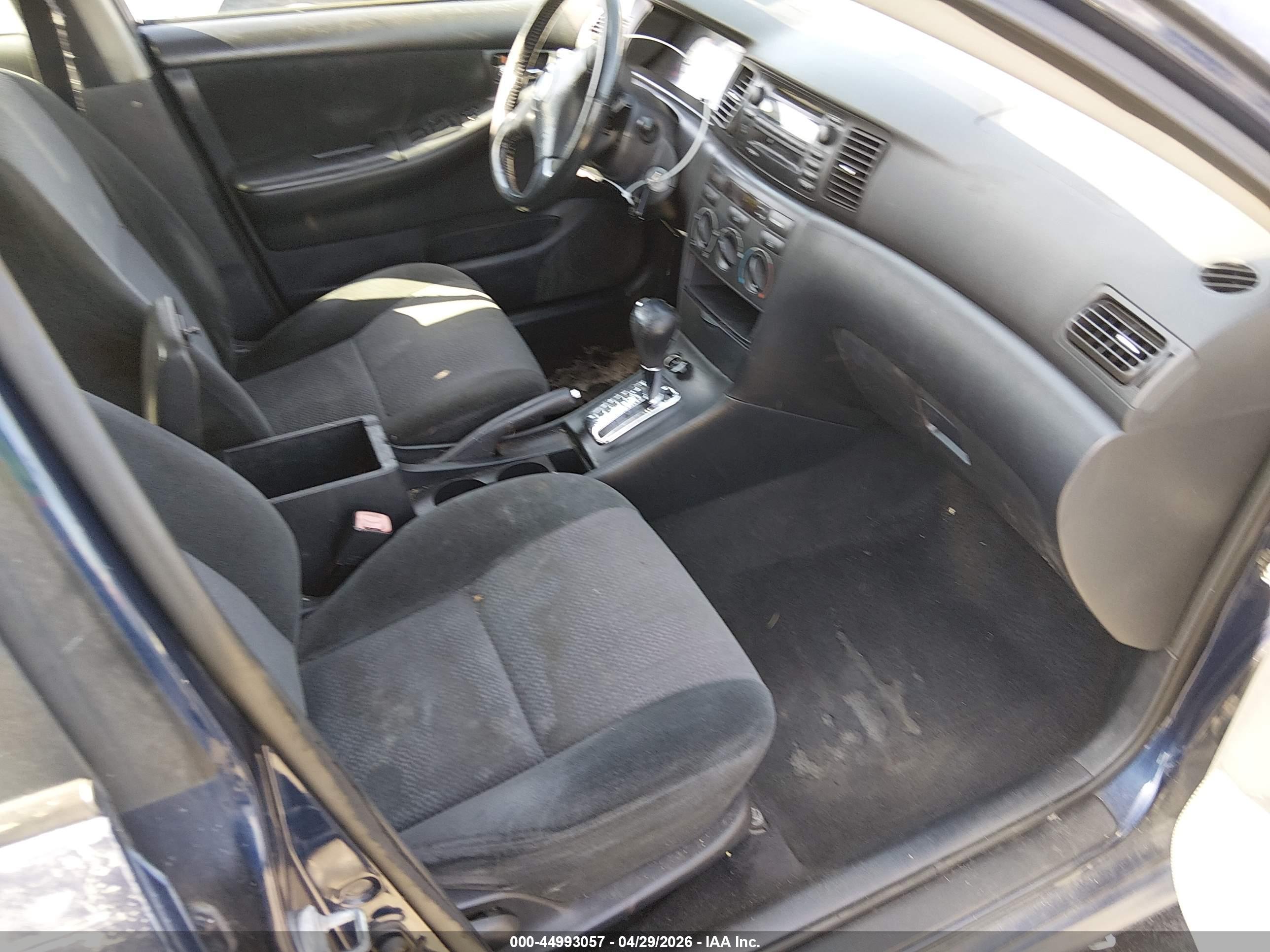 TOYOTA COROLLA image 5