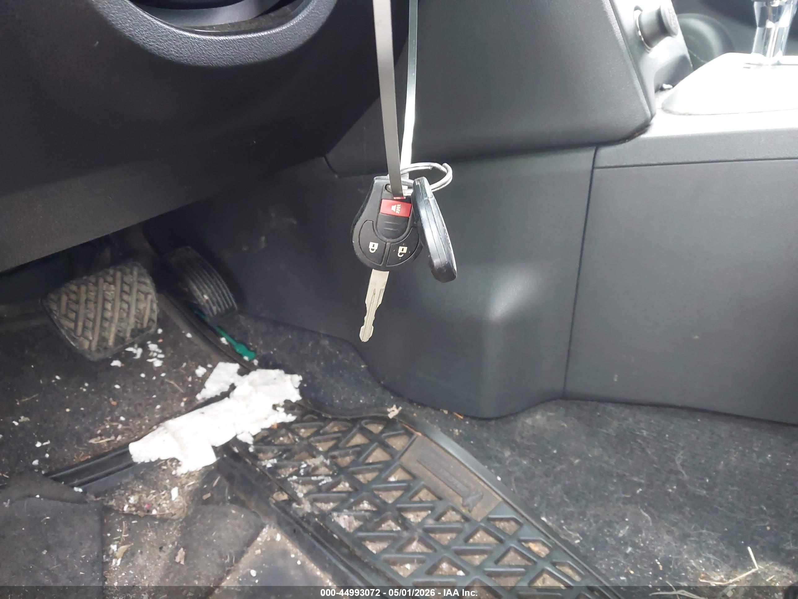 NISSAN ROGUE image 11