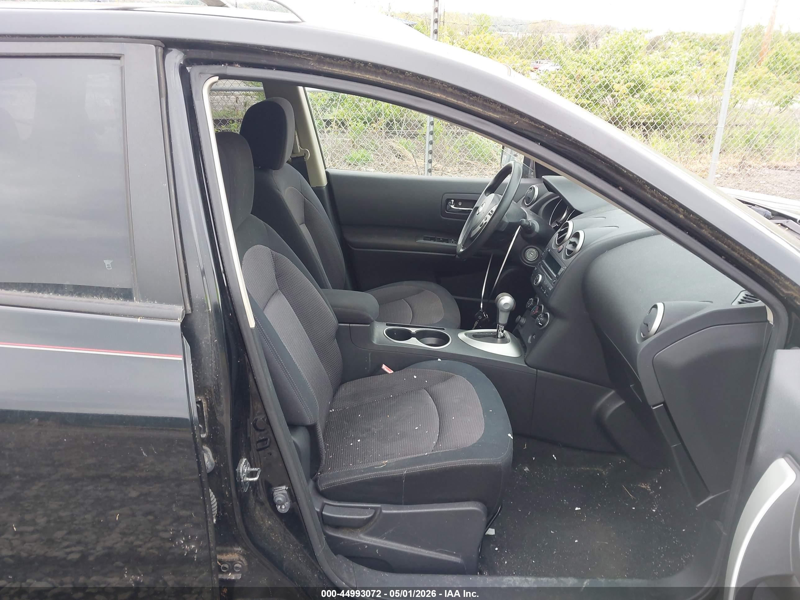 NISSAN ROGUE image 5