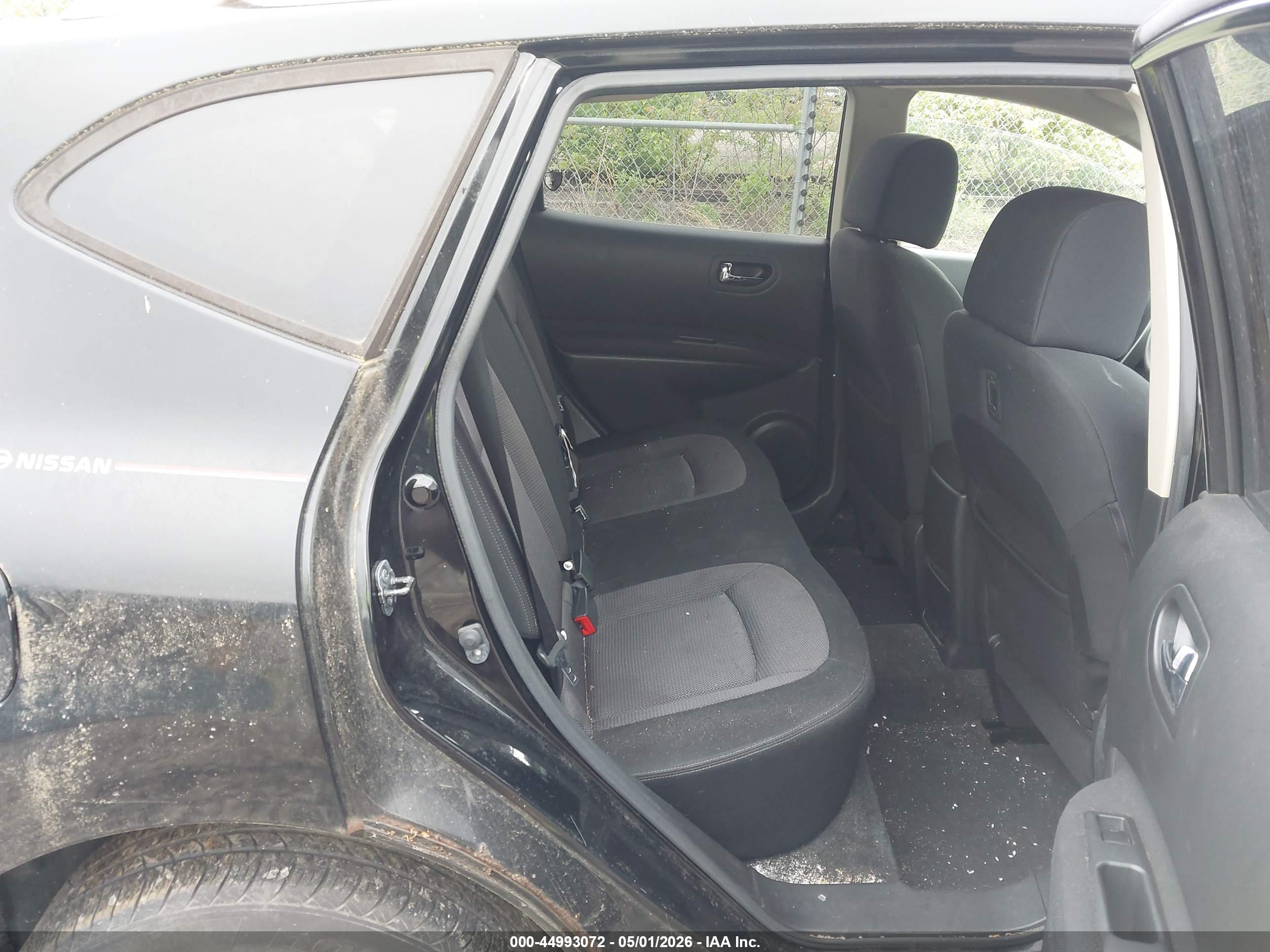 NISSAN ROGUE image 8