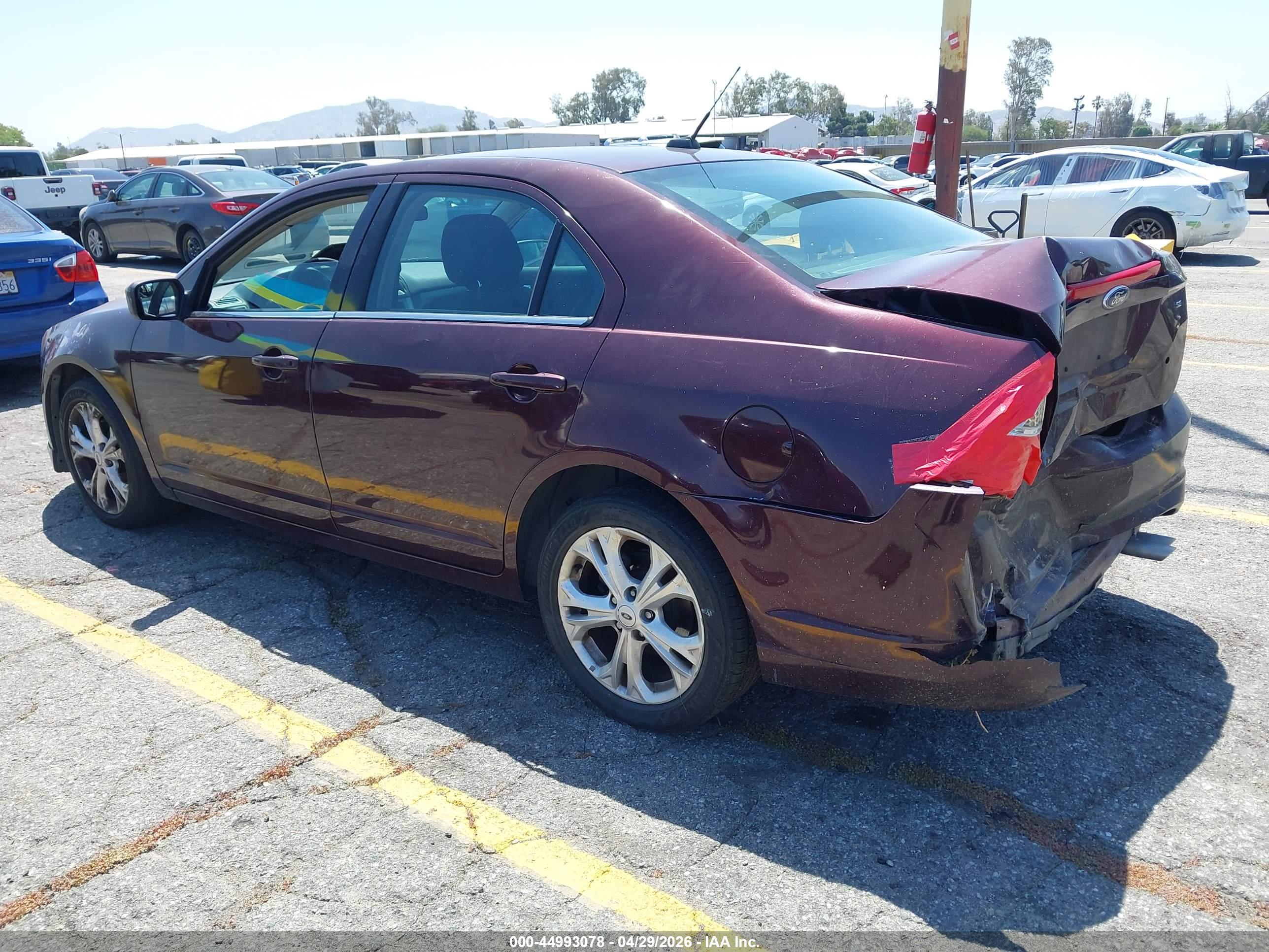 FORD FUSION image 3