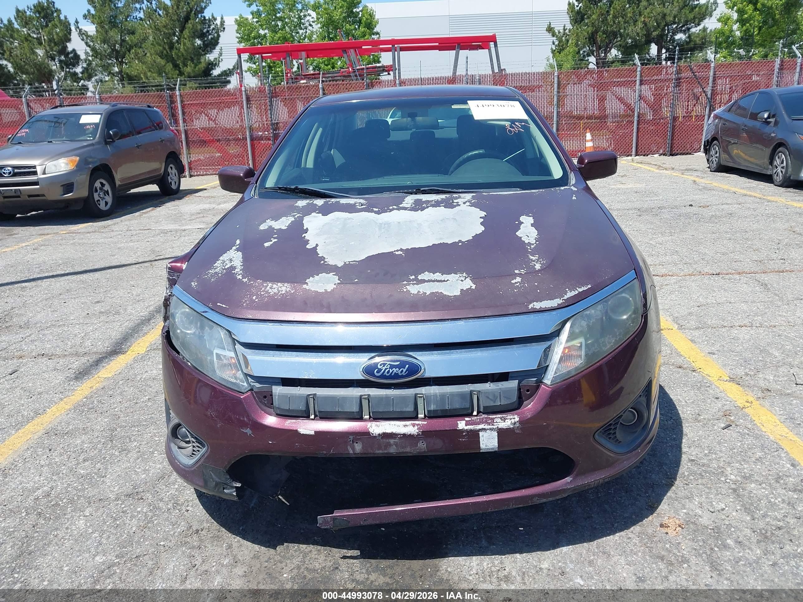 FORD FUSION image 6
