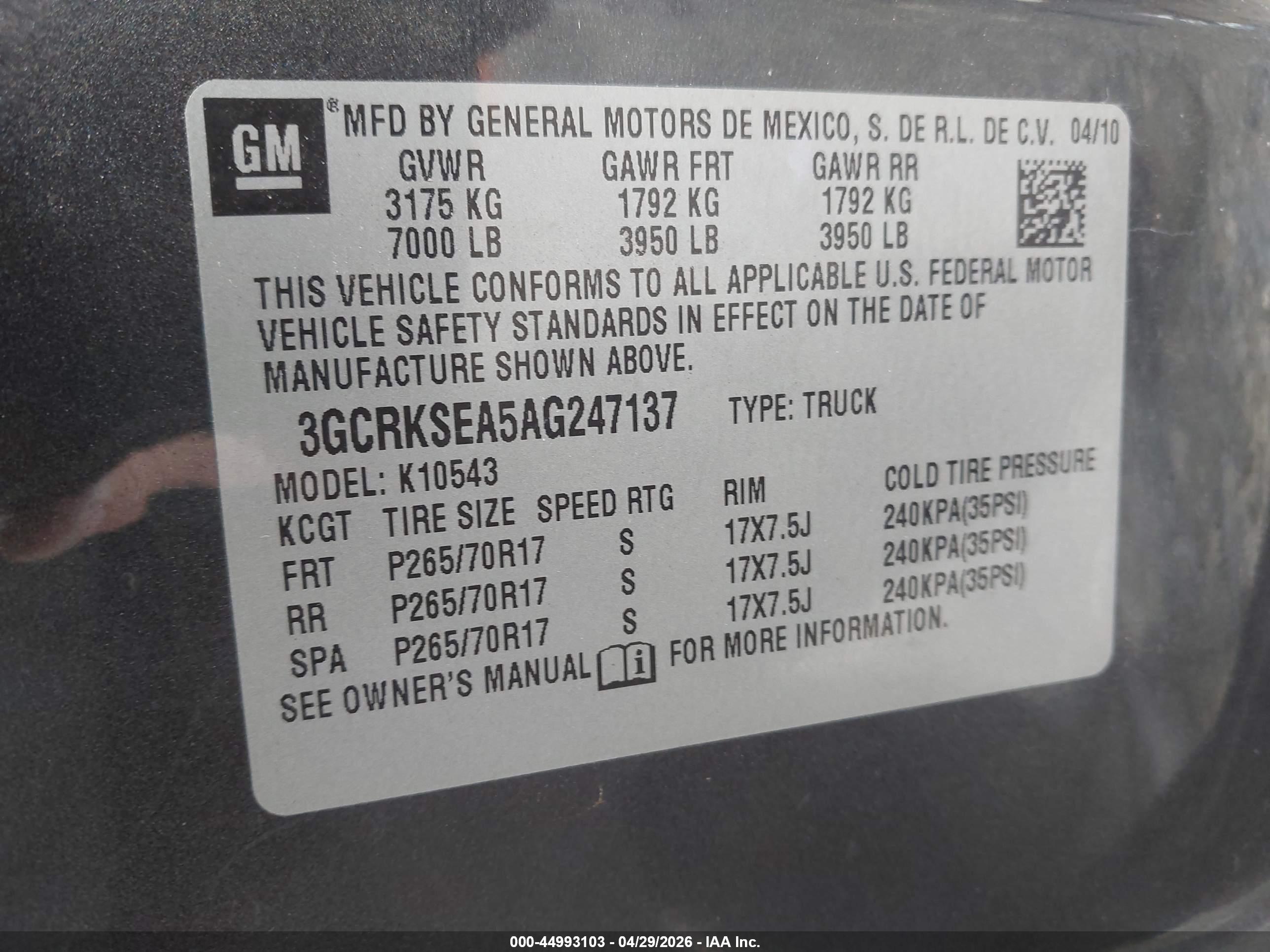 CHEVROLET SILVERADO image 9