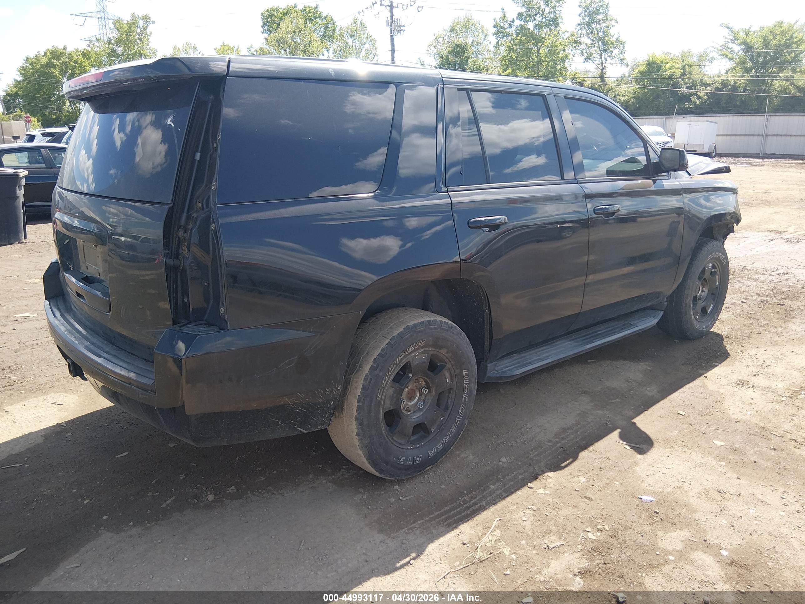 CHEVROLET TAHOE image 4
