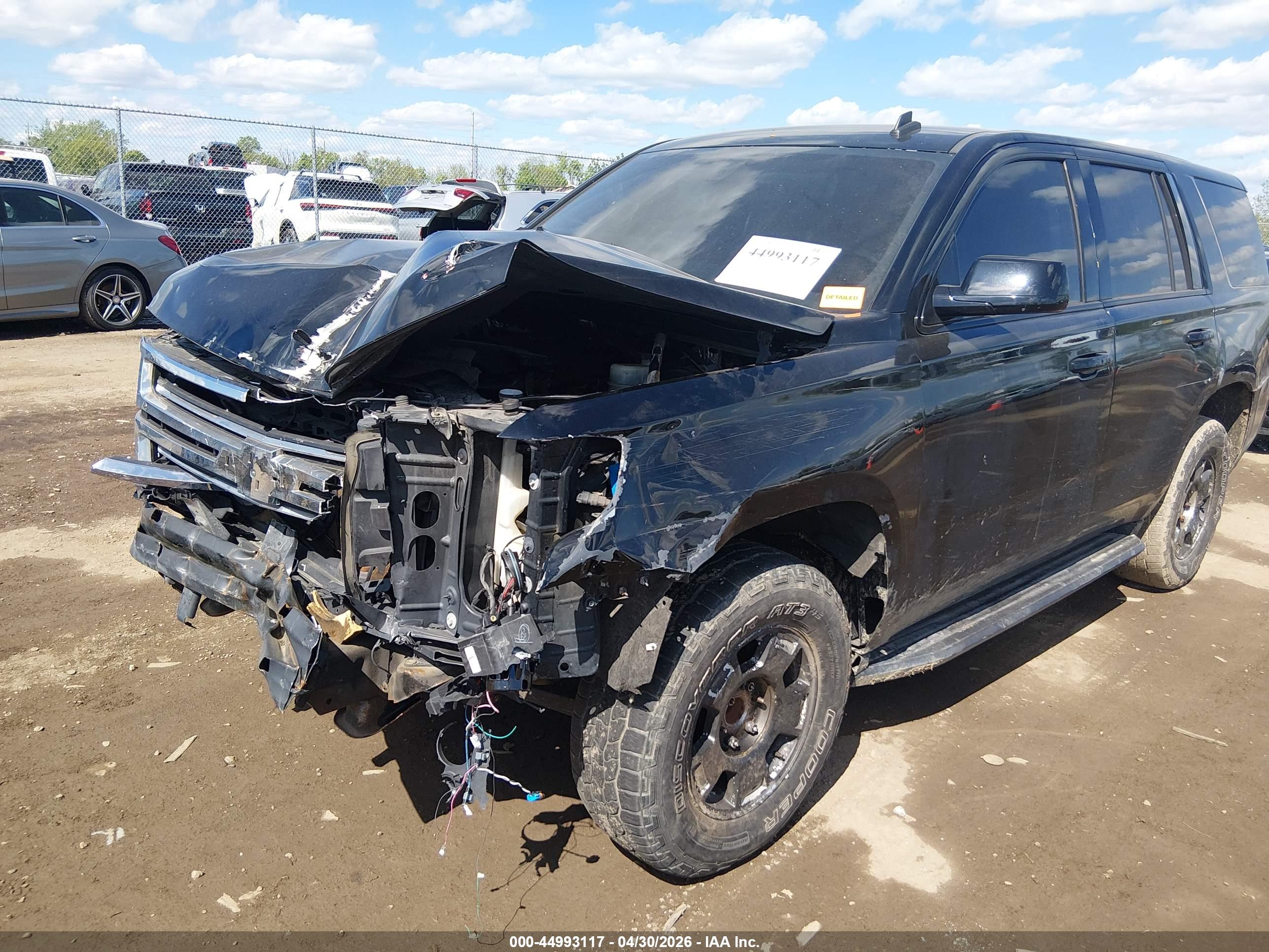 CHEVROLET TAHOE image 6