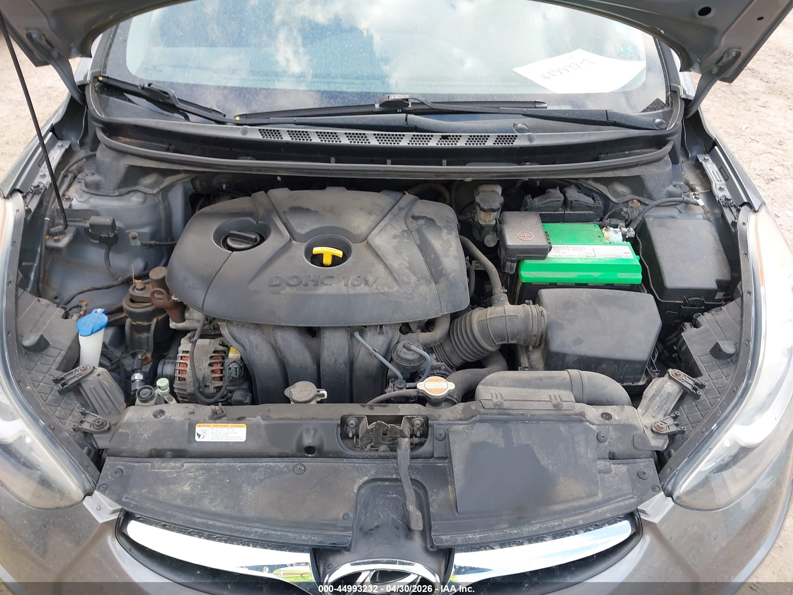 HYUNDAI ELANTRA image 10