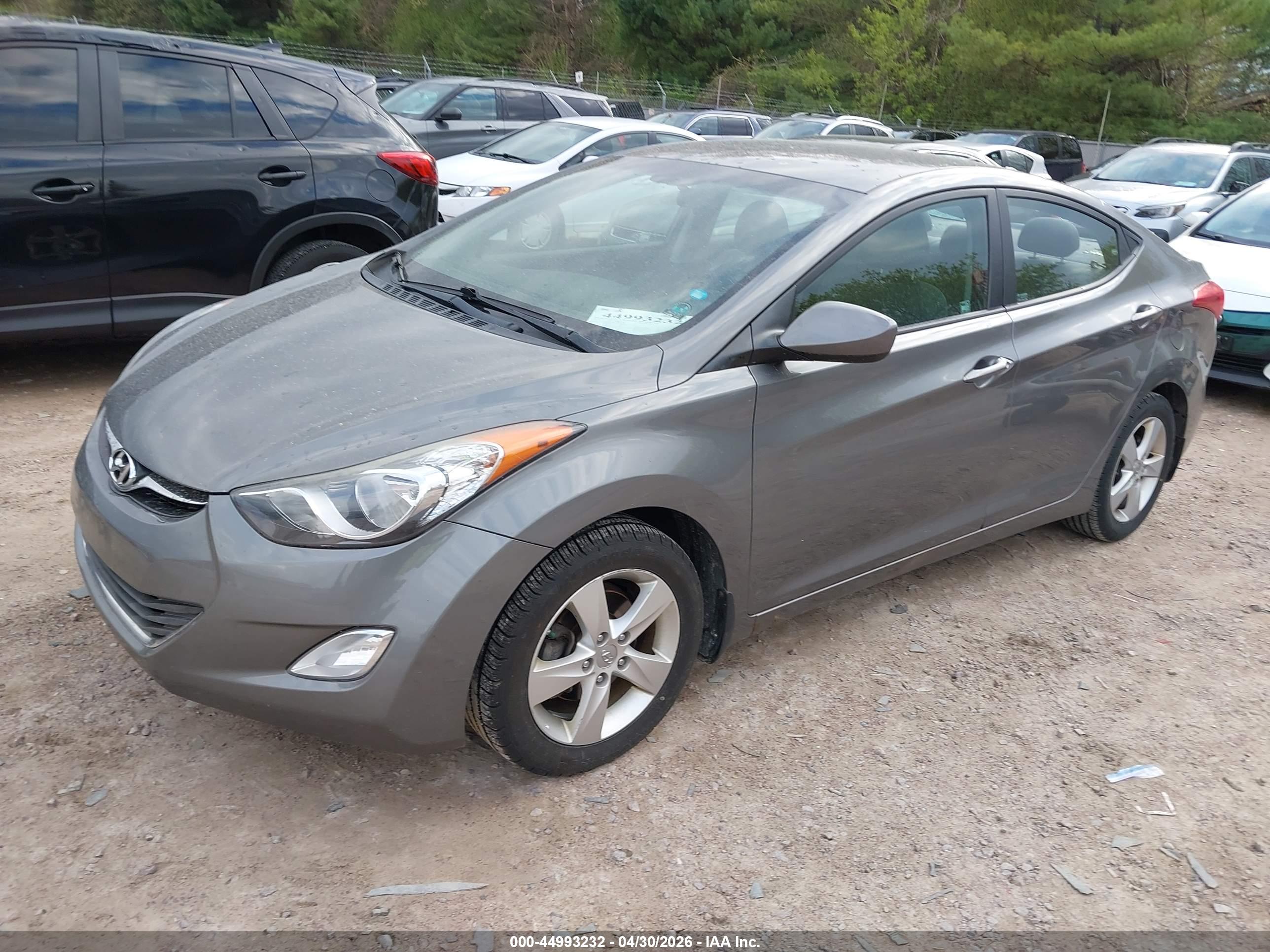 HYUNDAI ELANTRA image 2