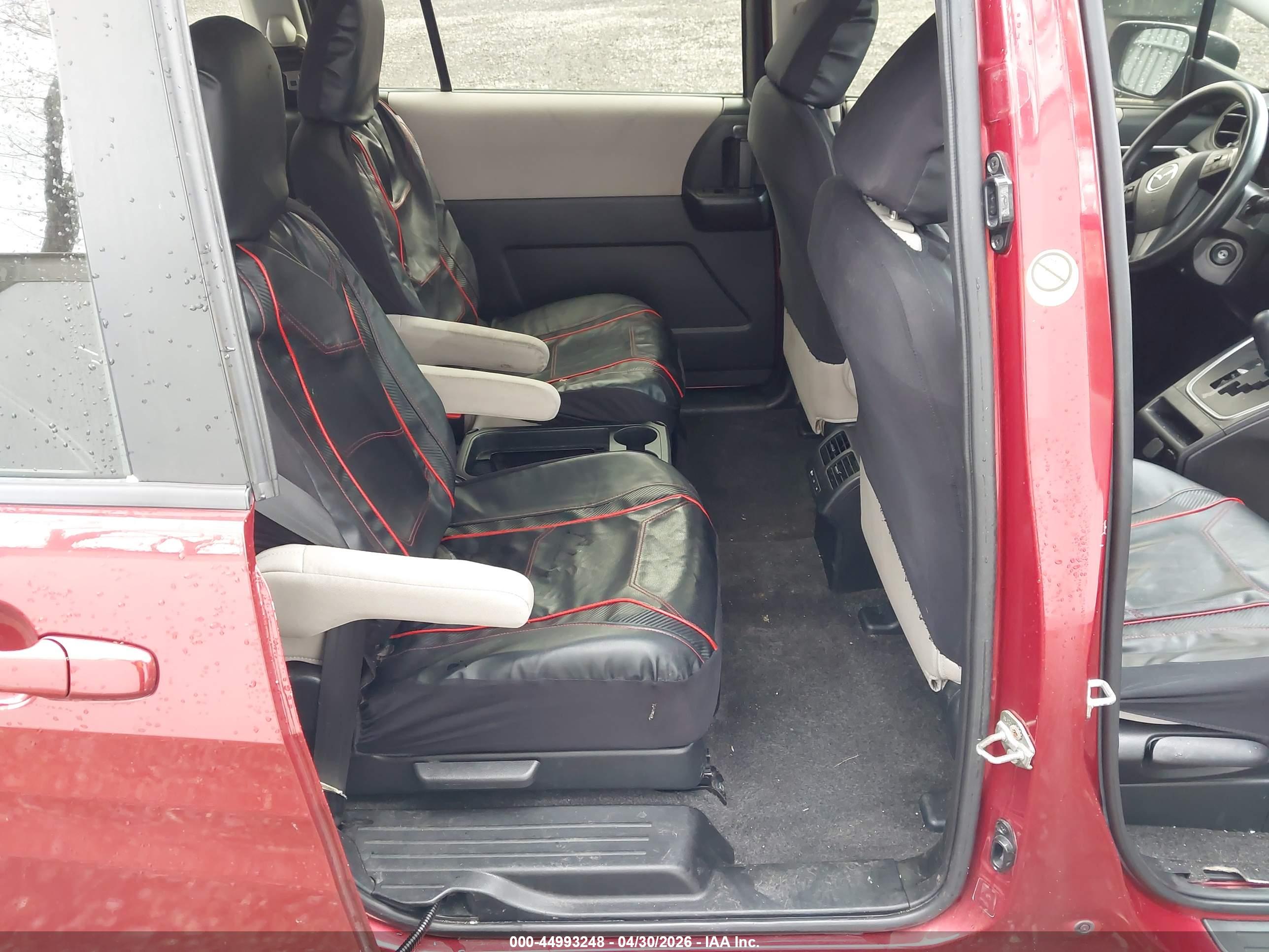 MAZDA MAZDA5 image 8