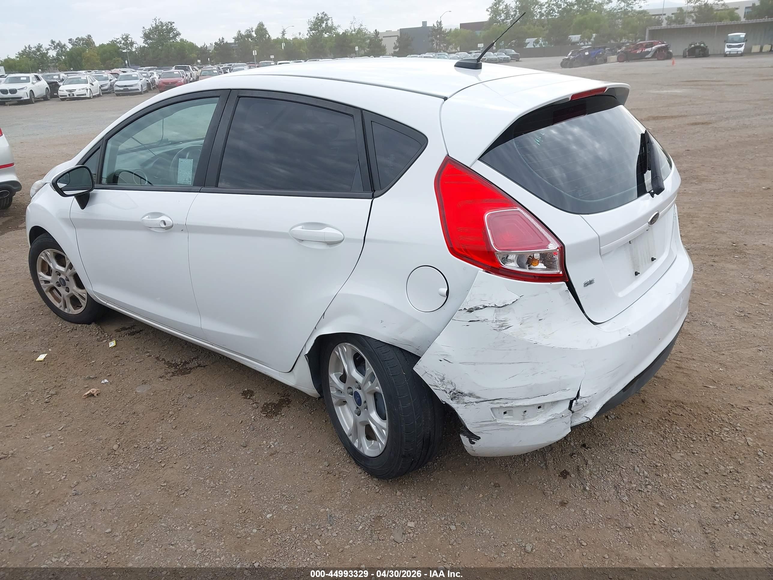 FORD FIESTA image 3
