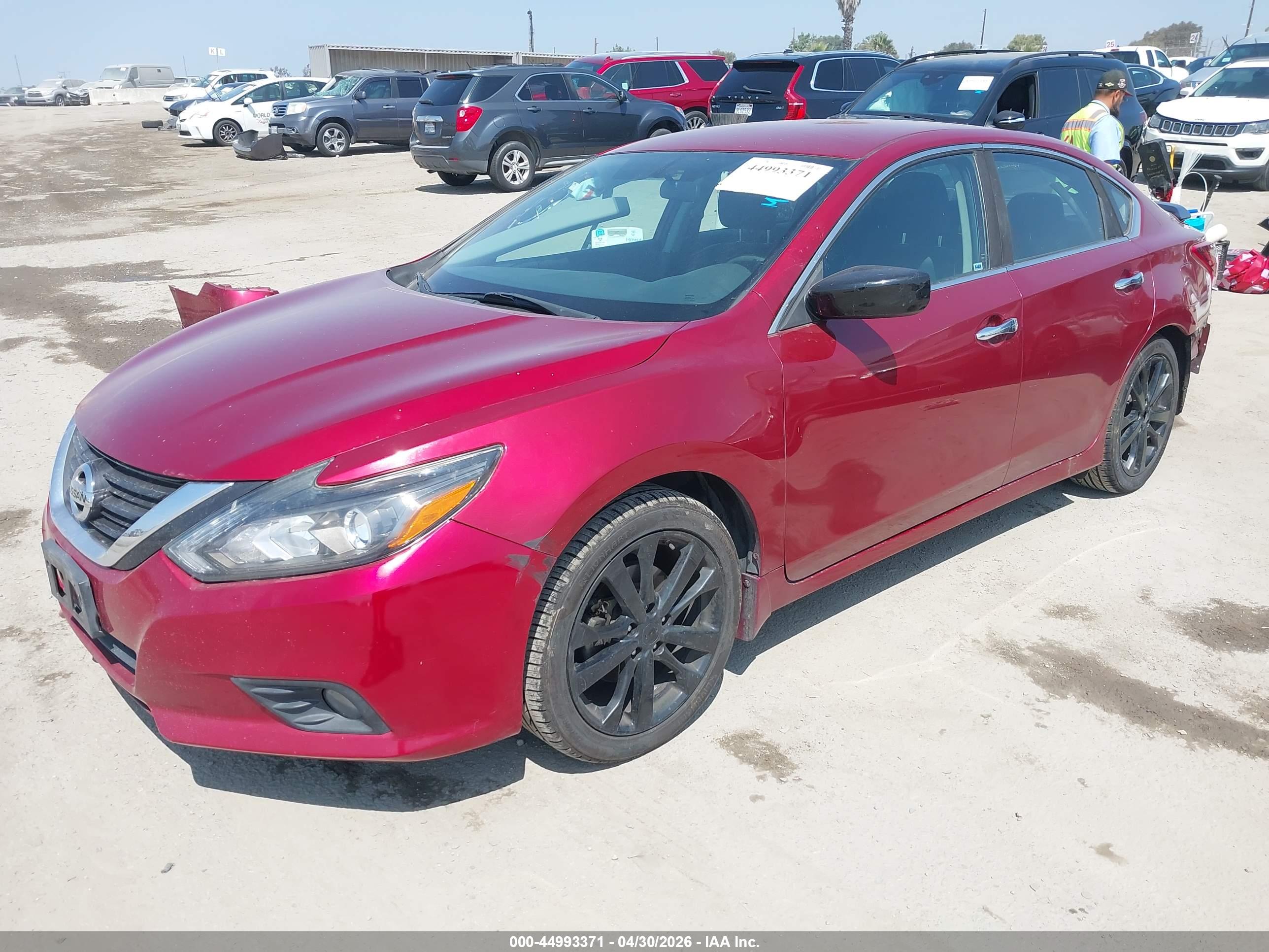 NISSAN ALTIMA image 2