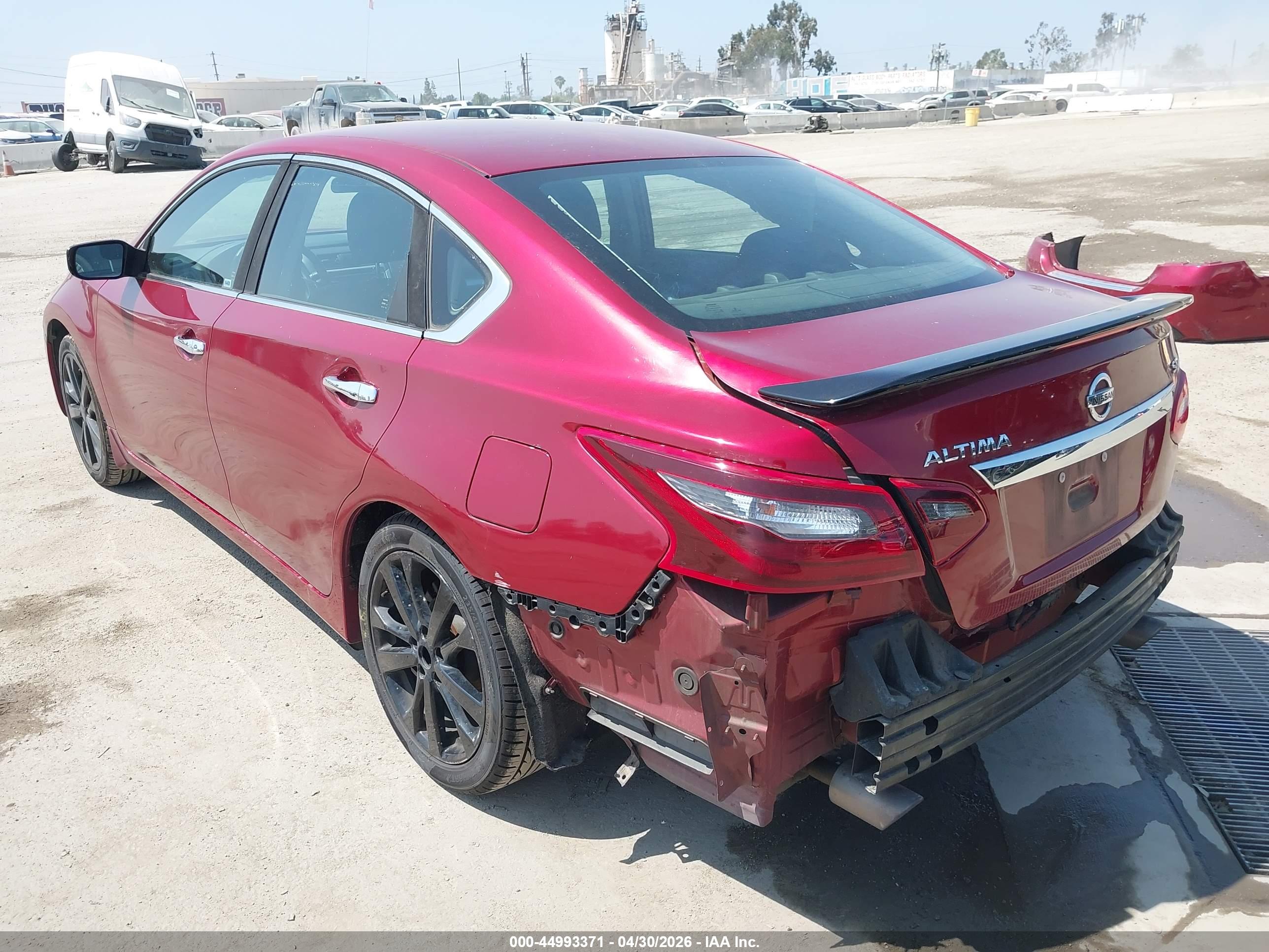 NISSAN ALTIMA image 3