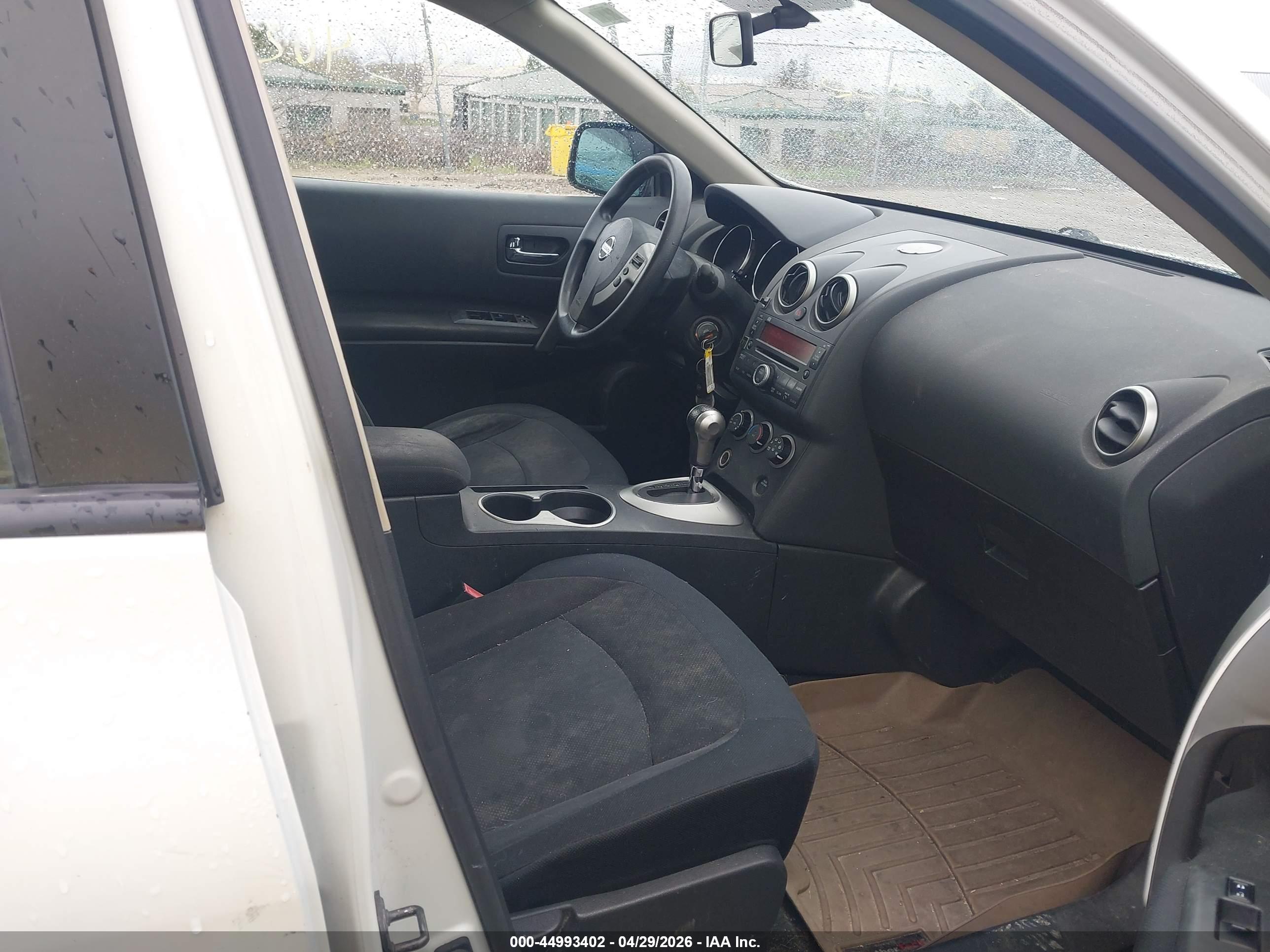 NISSAN ROGUE image 5