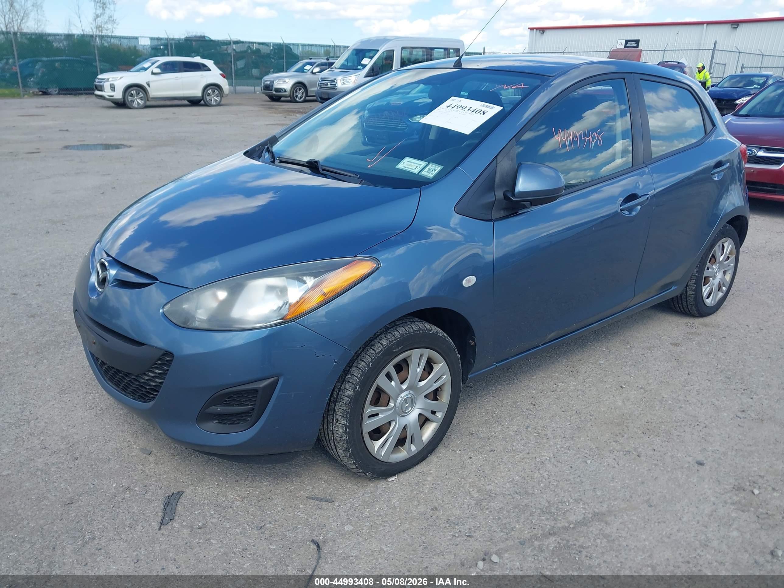 MAZDA MAZDA2 image 2
