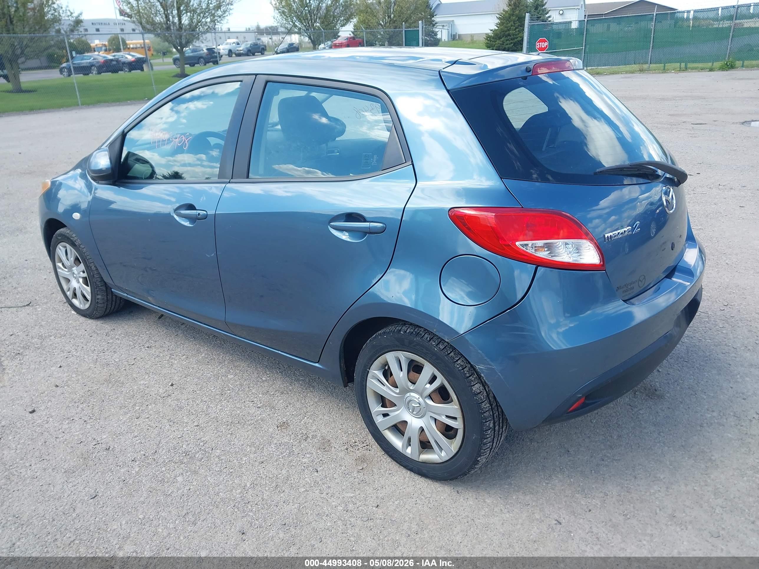 MAZDA MAZDA2 image 3