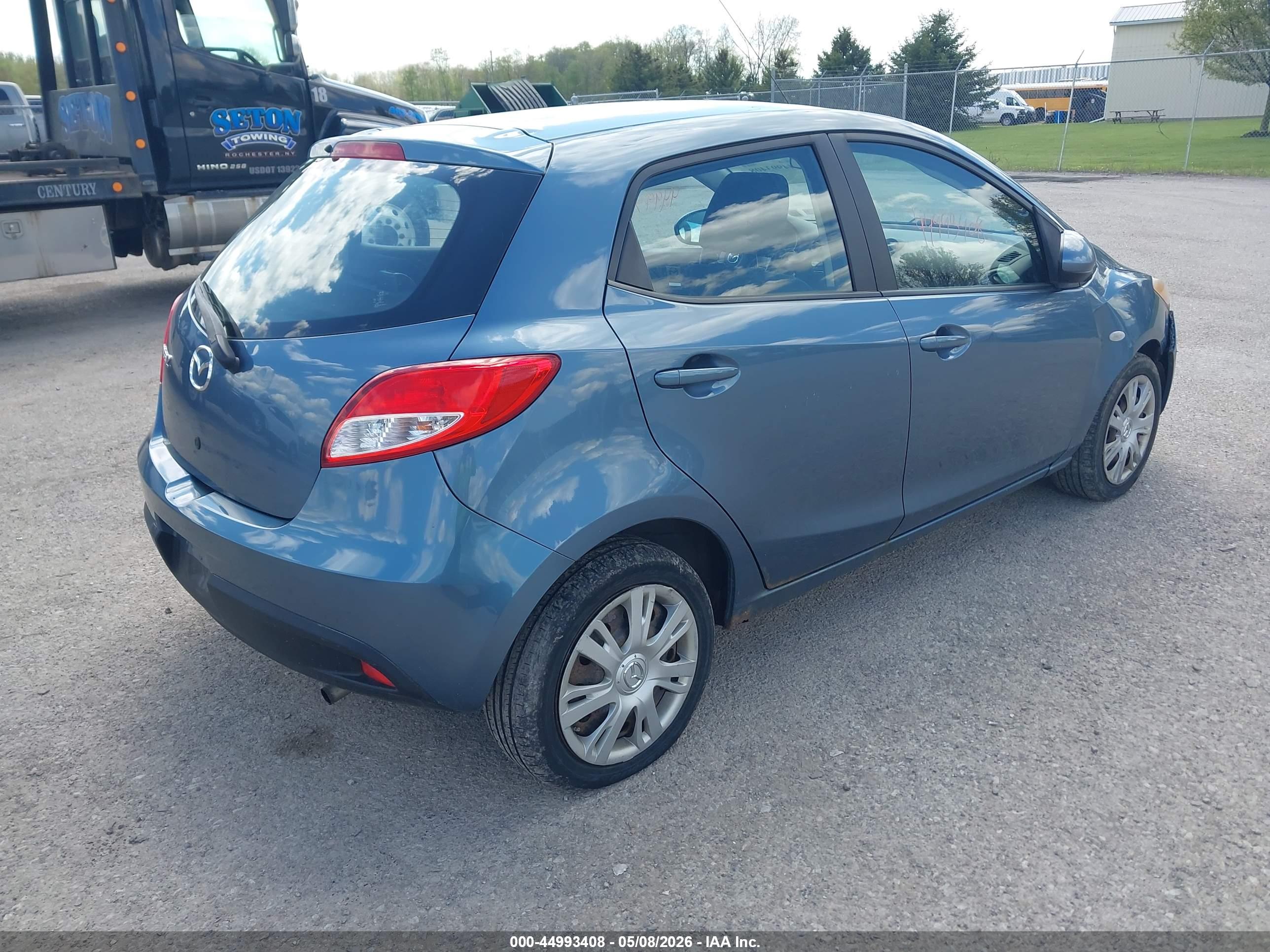 MAZDA MAZDA2 image 4
