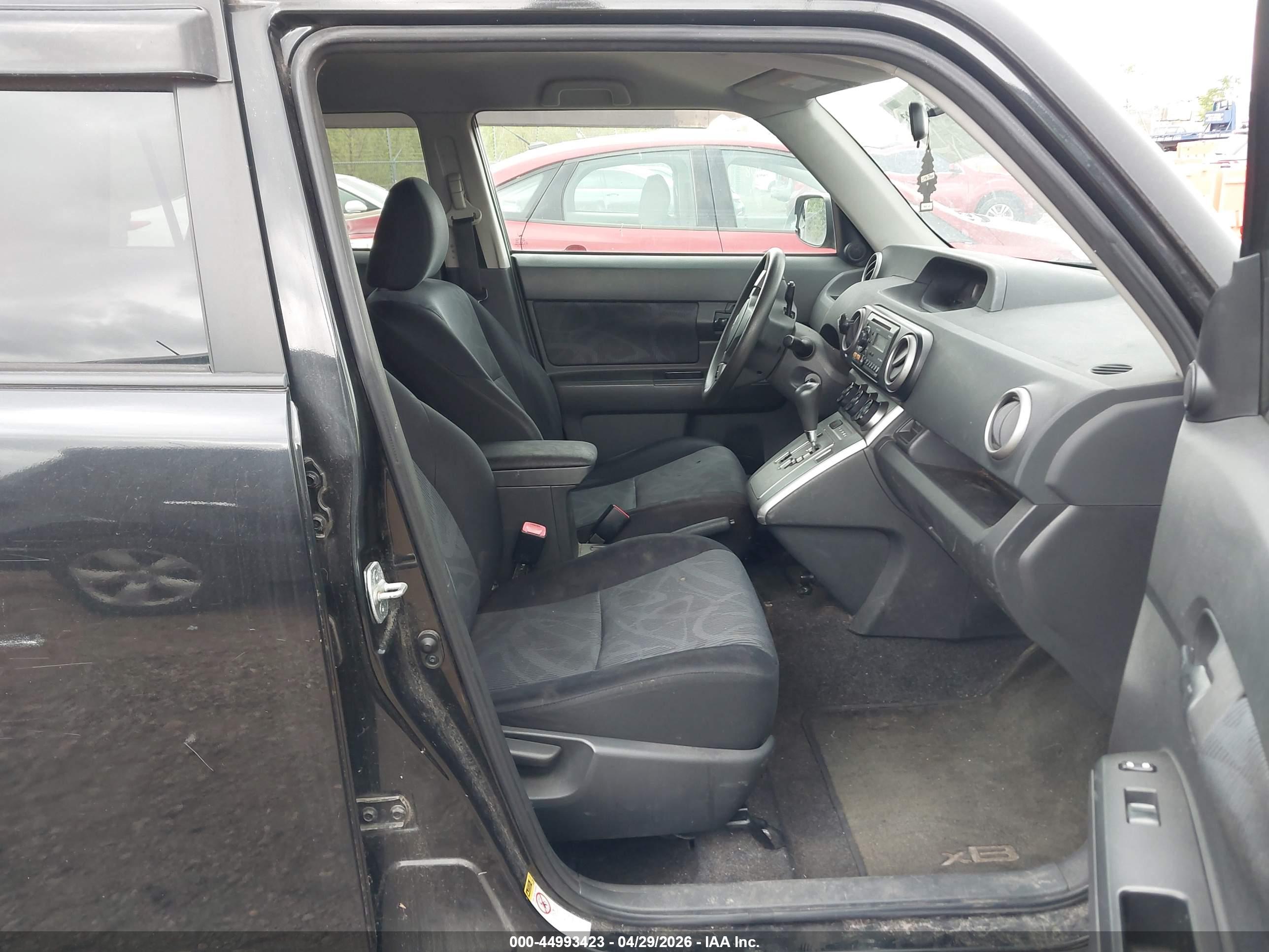 SCION XB image 5