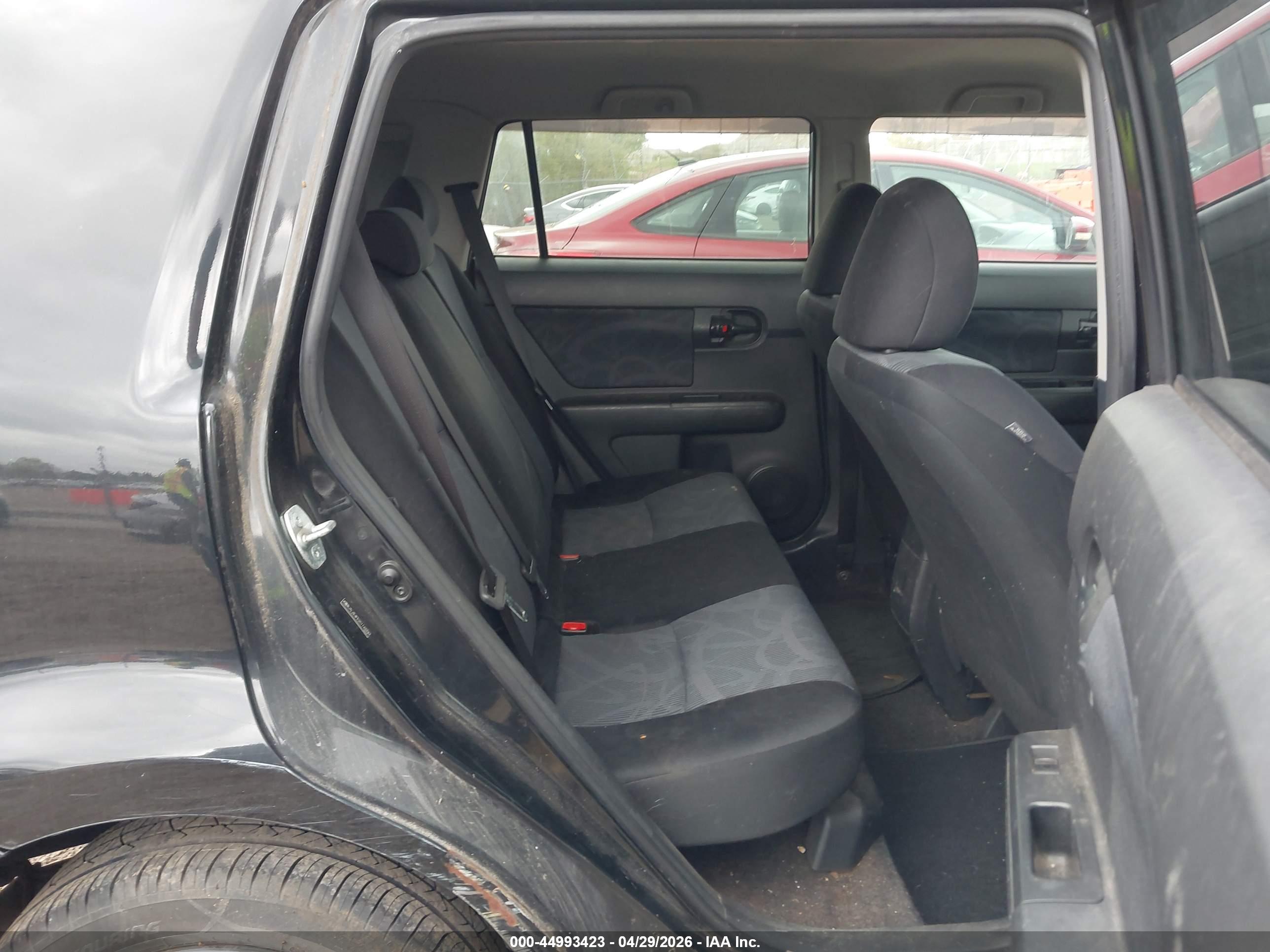 SCION XB image 8