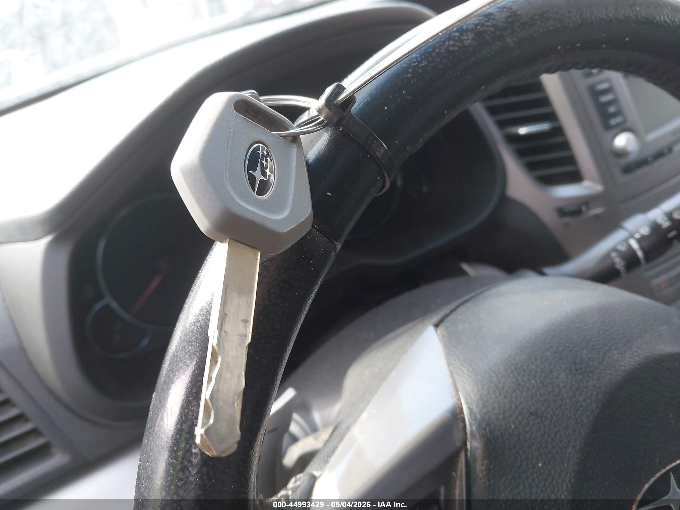 SUBARU OUTBACK image 11