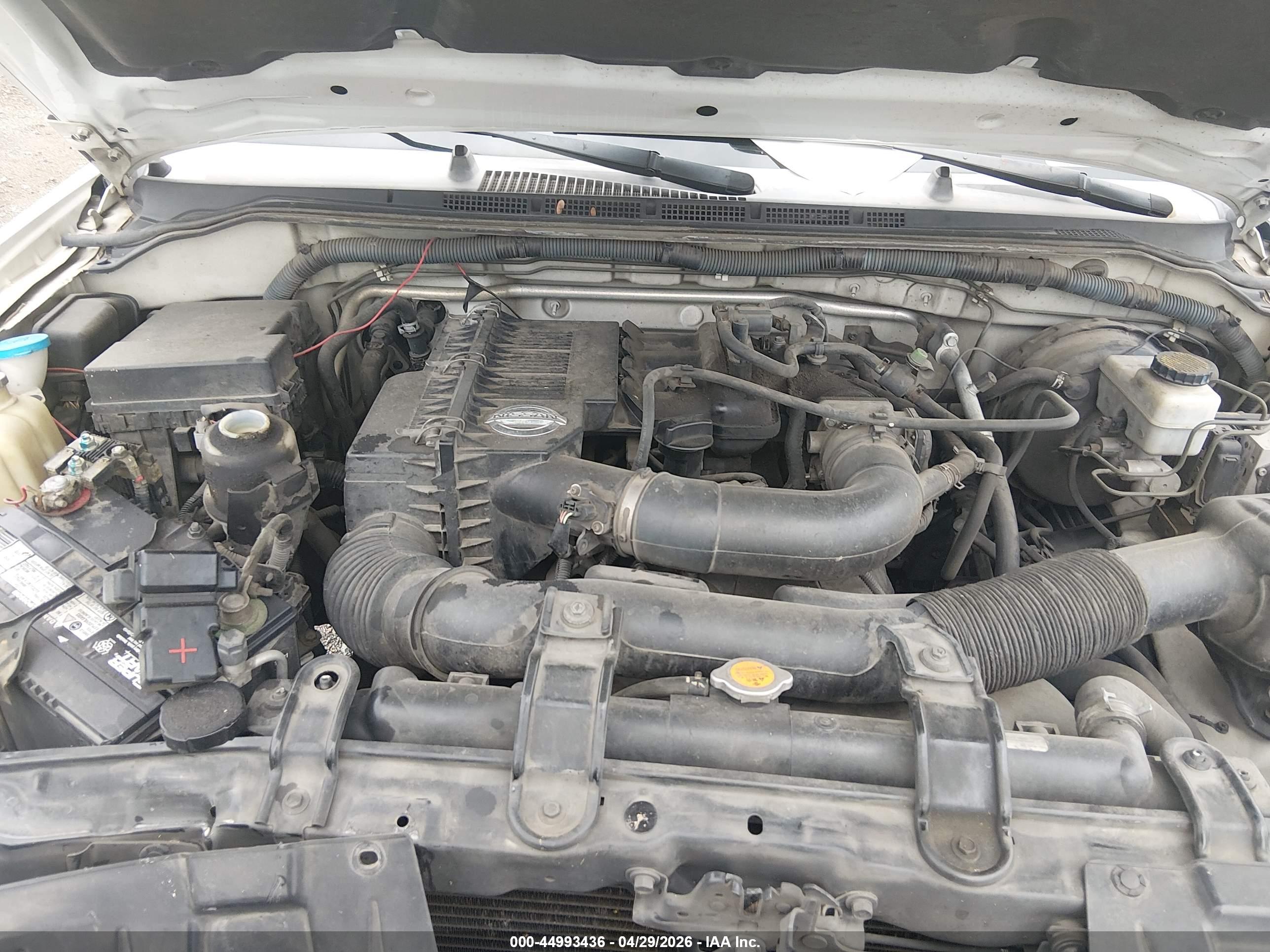 NISSAN FRONTIER image 10