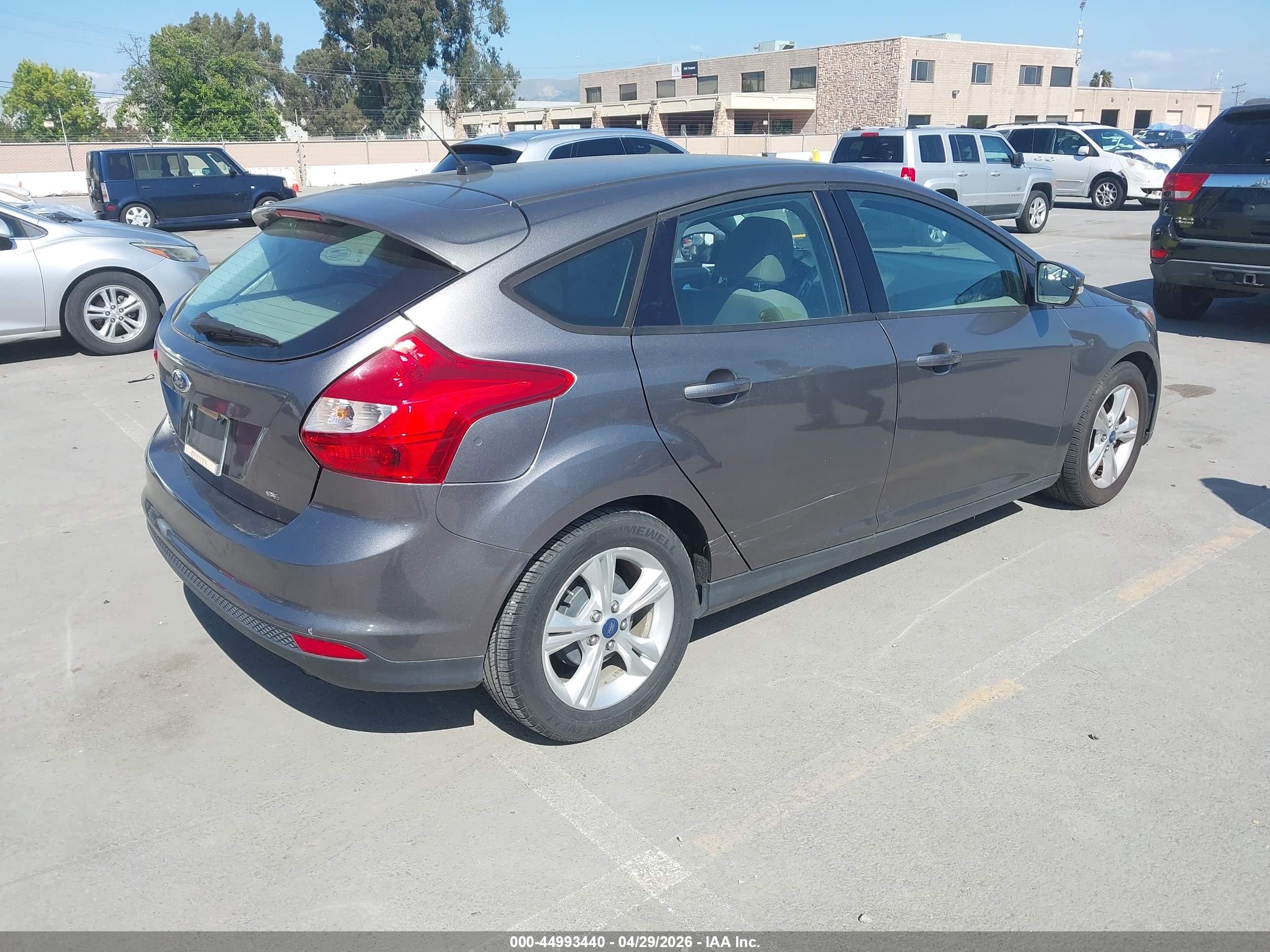 FORD FOCUS image 4