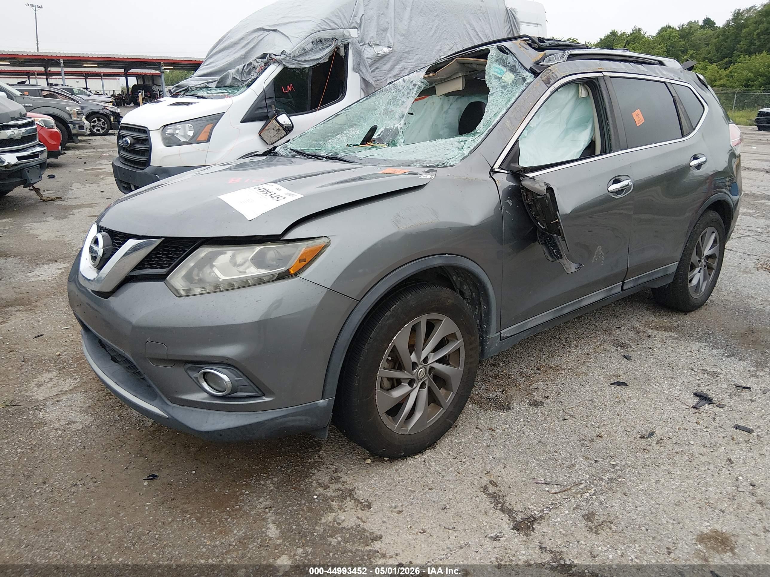 NISSAN ROGUE image 2