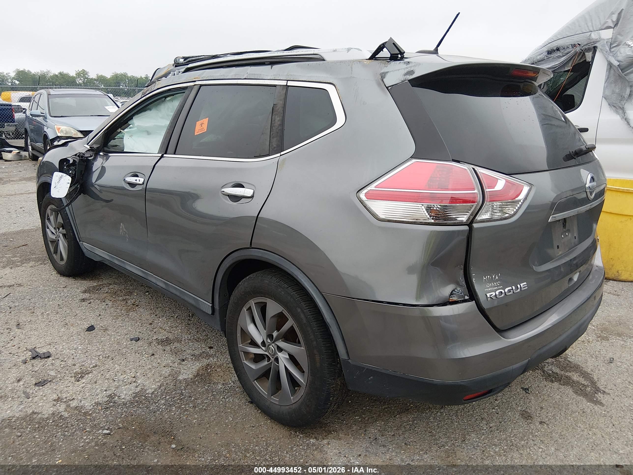 NISSAN ROGUE image 3