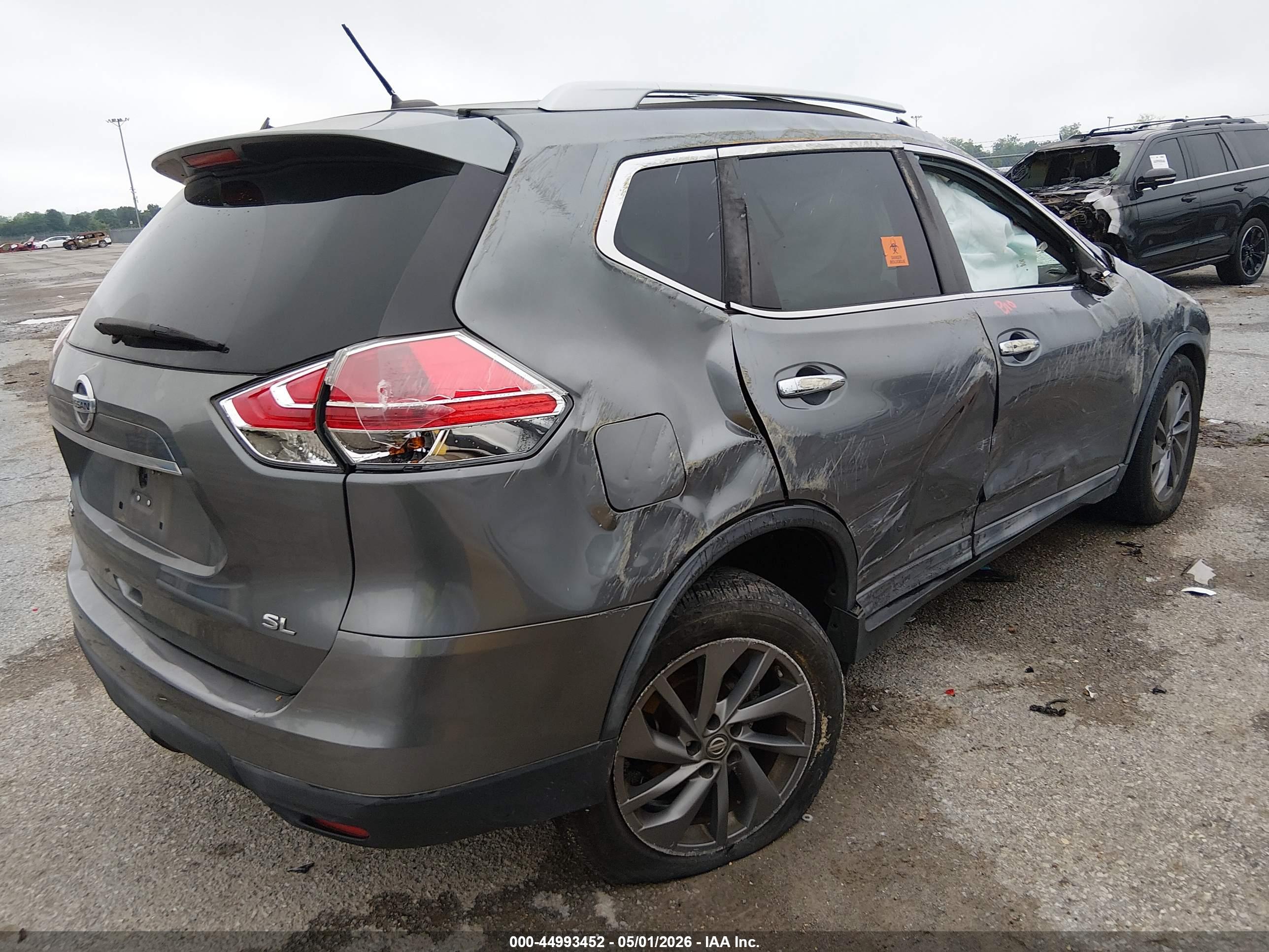 NISSAN ROGUE image 4