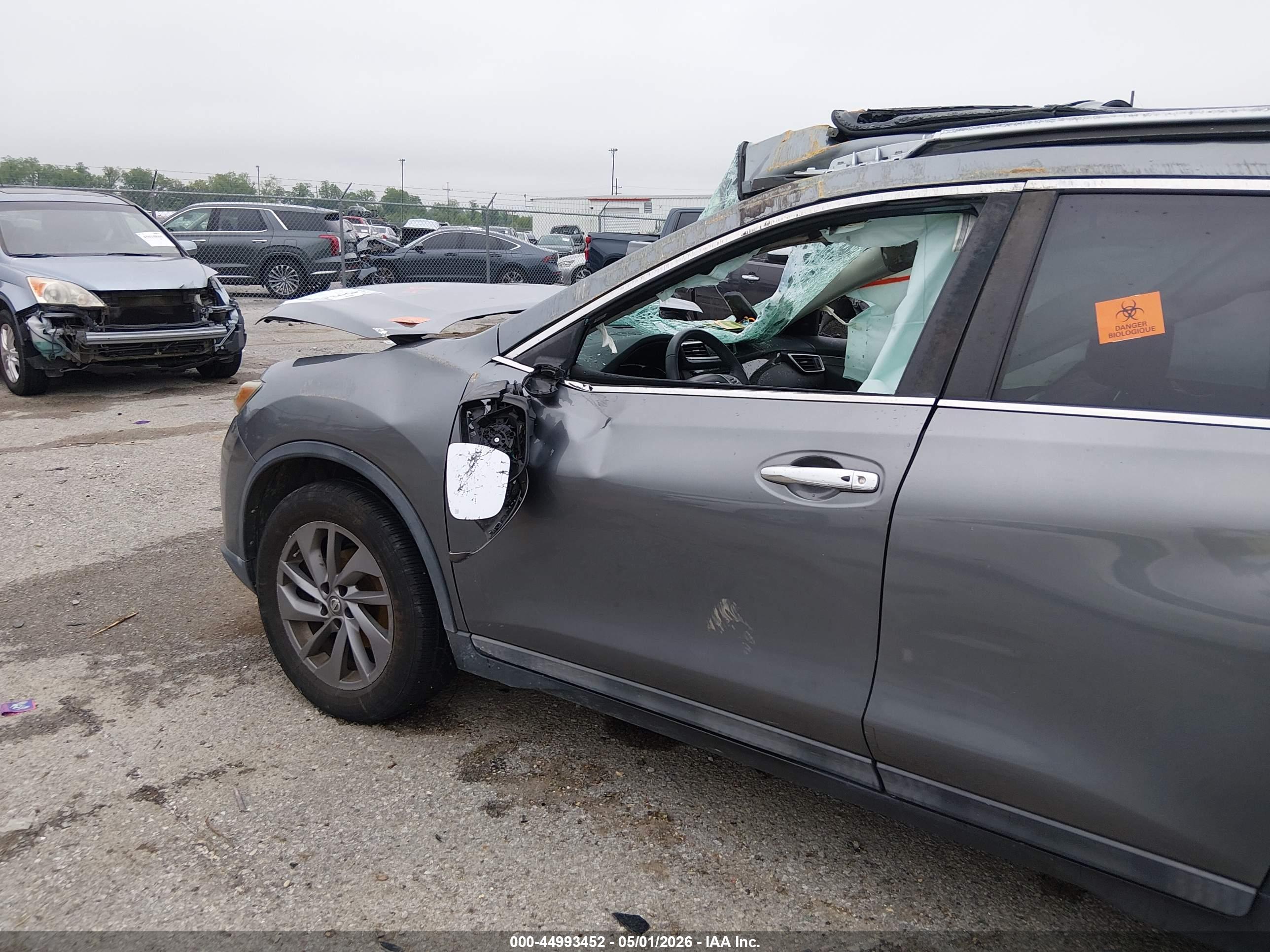 NISSAN ROGUE image 6