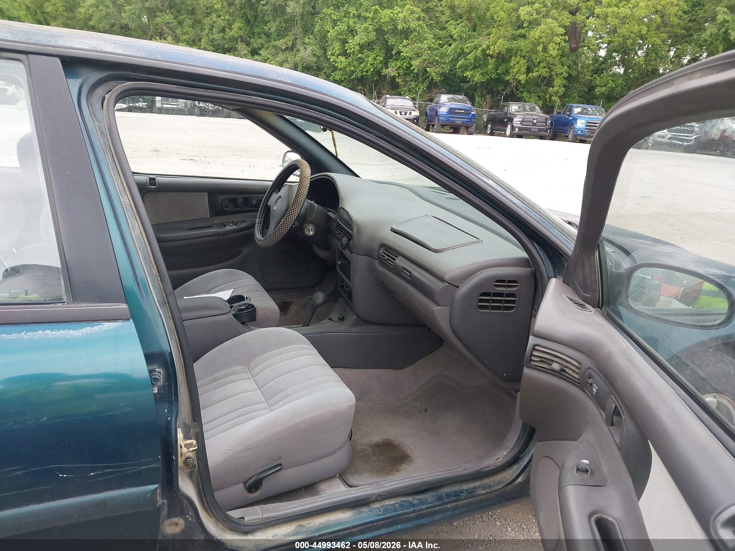 DODGE INTREPID image 5