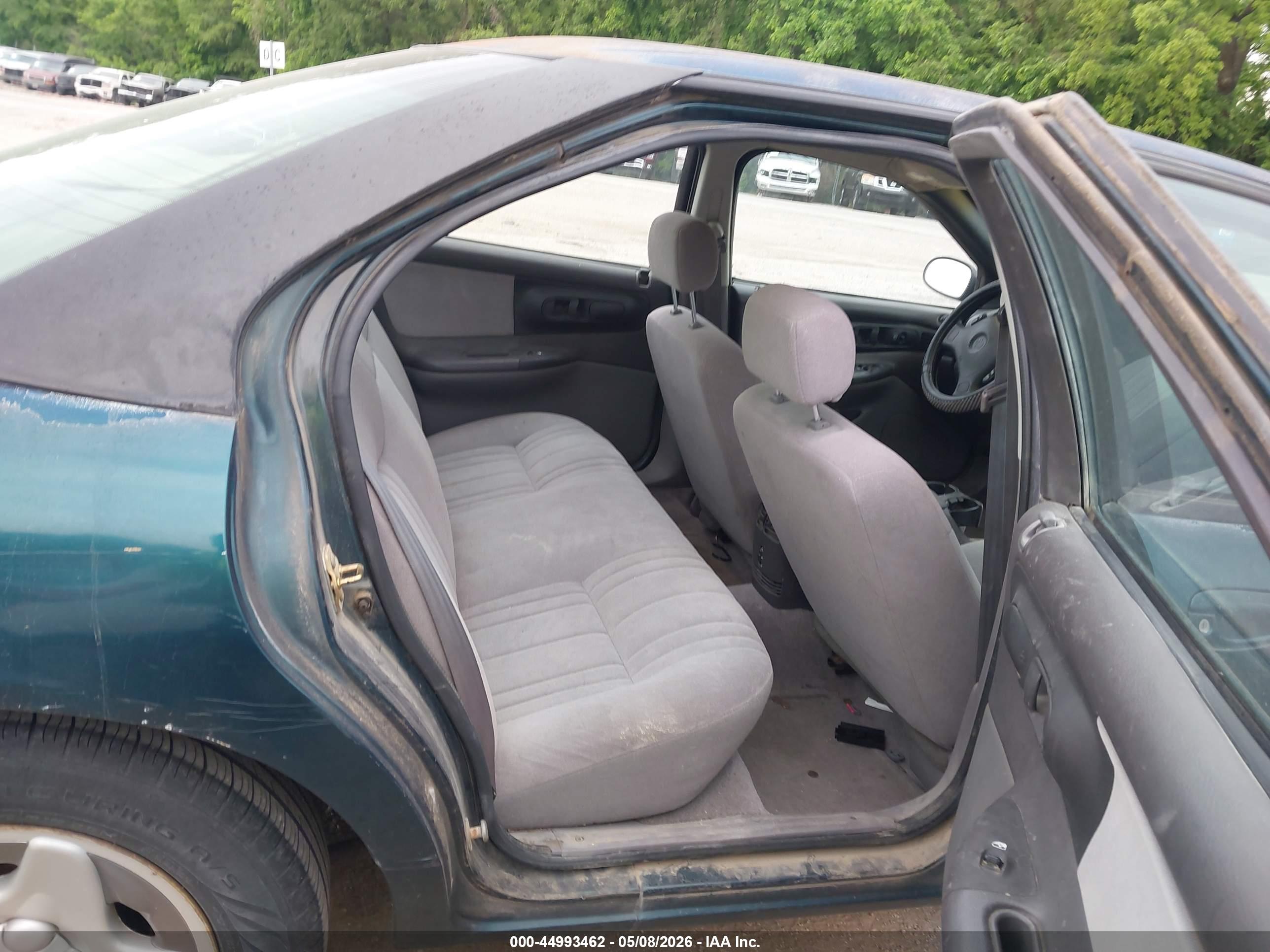 DODGE INTREPID image 8