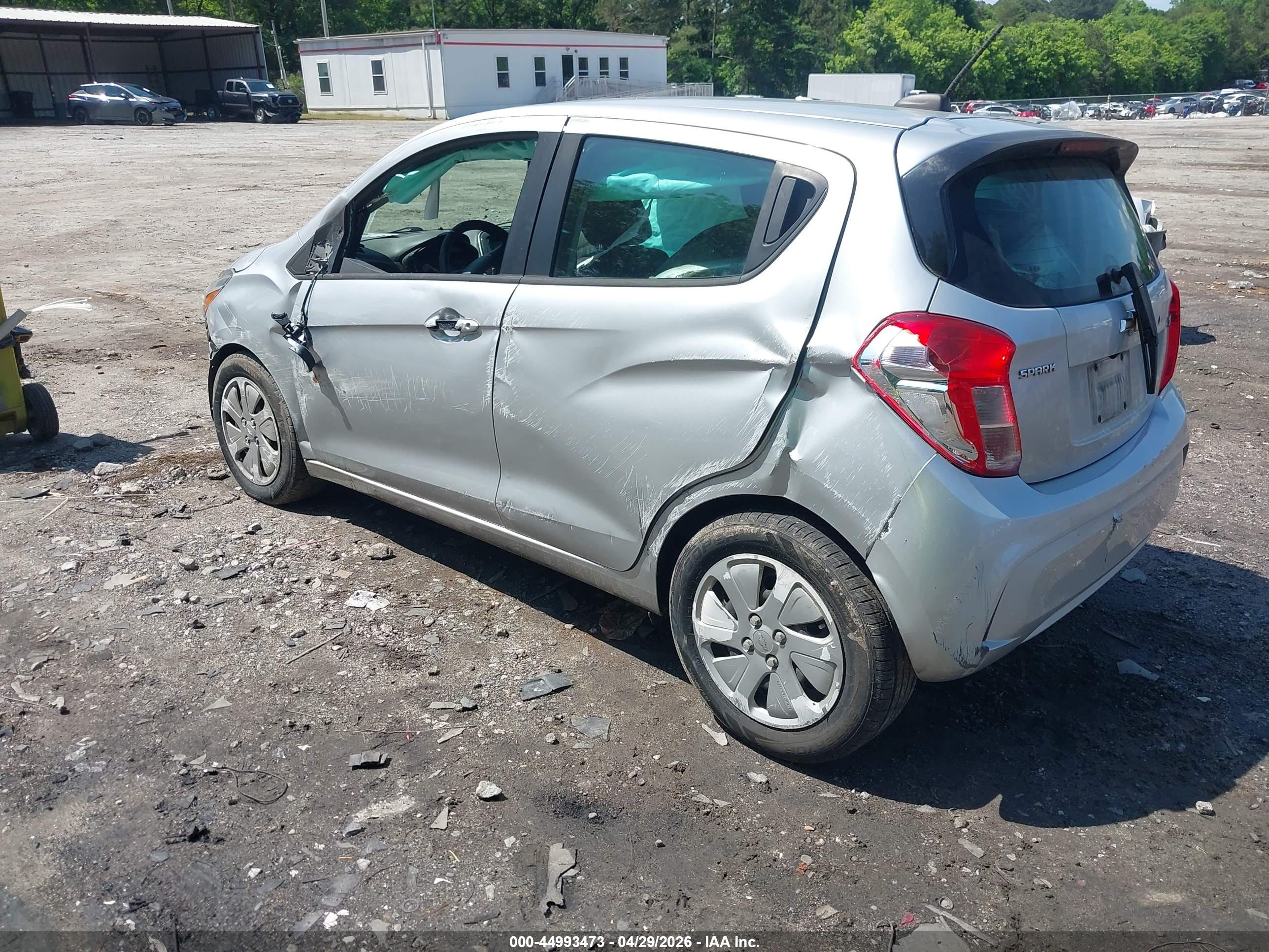 CHEVROLET SPARK image 3