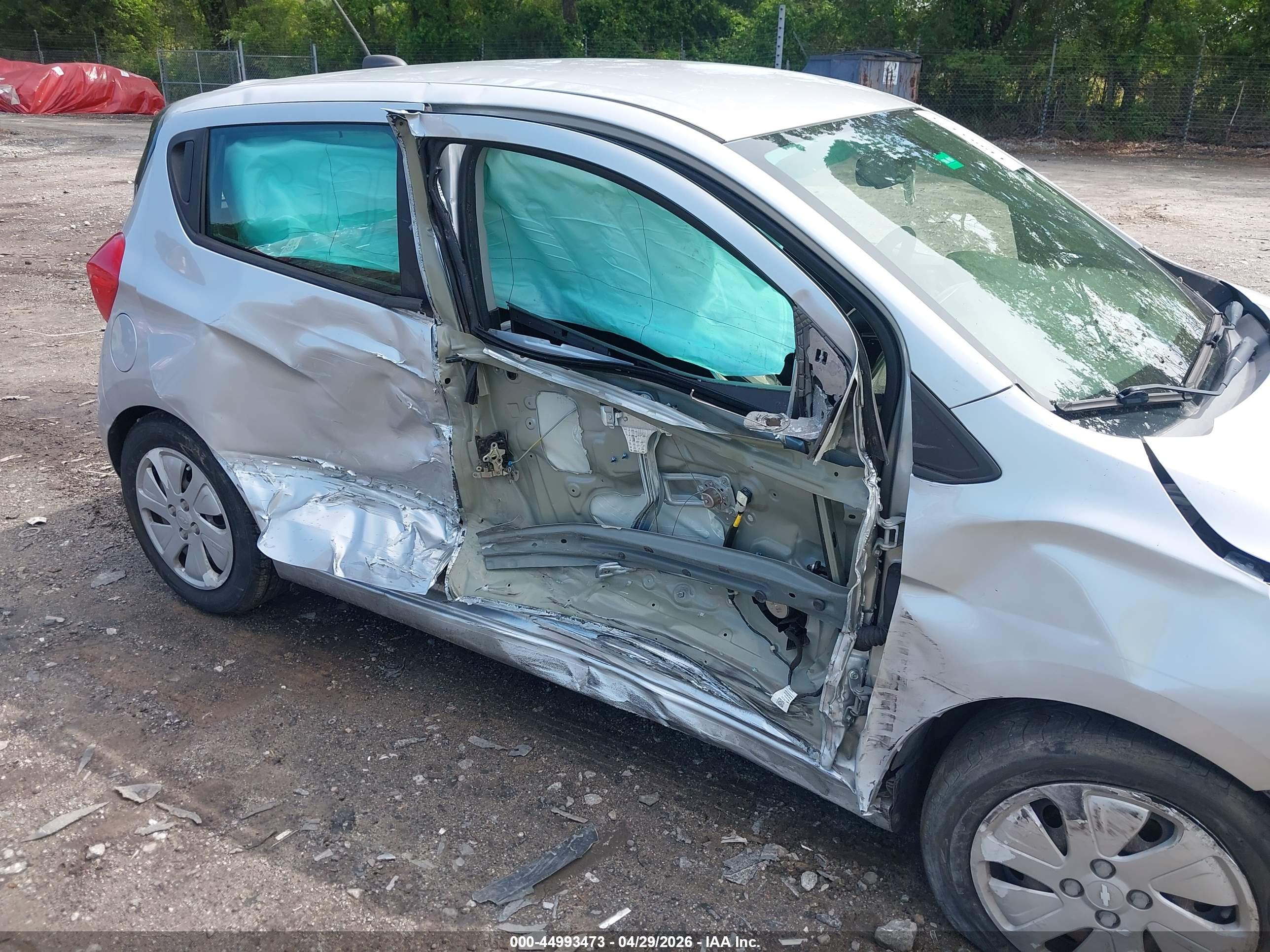 CHEVROLET SPARK image 6