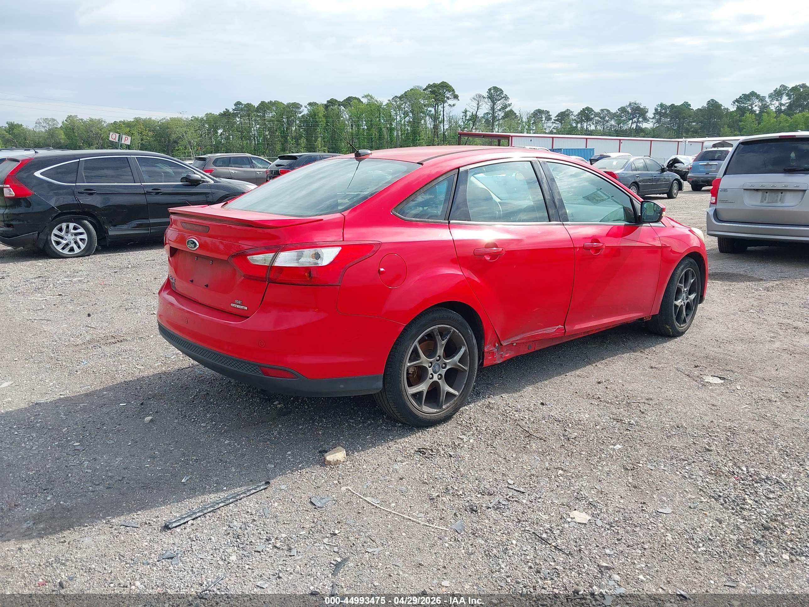 FORD FOCUS image 4