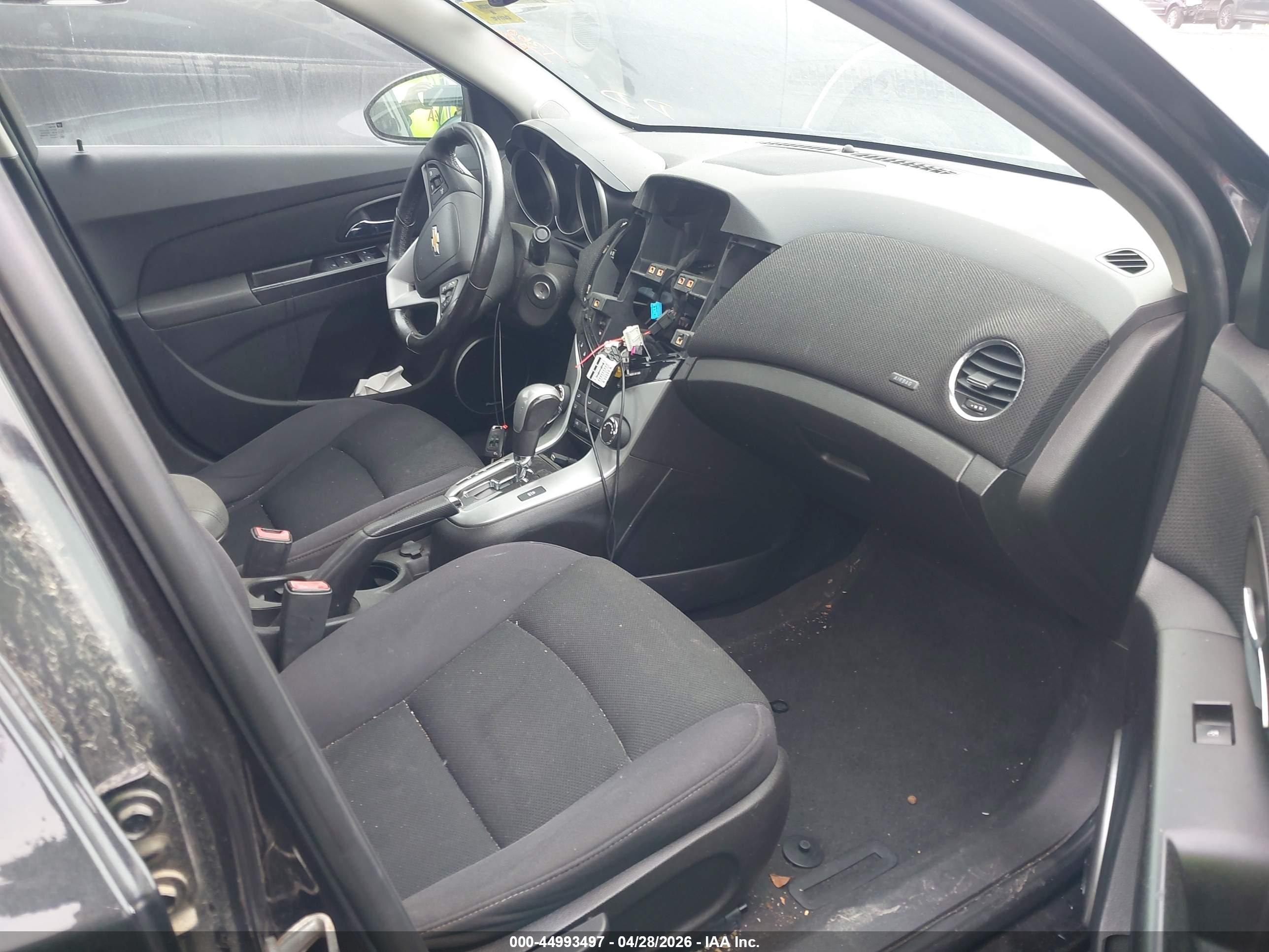 CHEVROLET CRUZE image 5