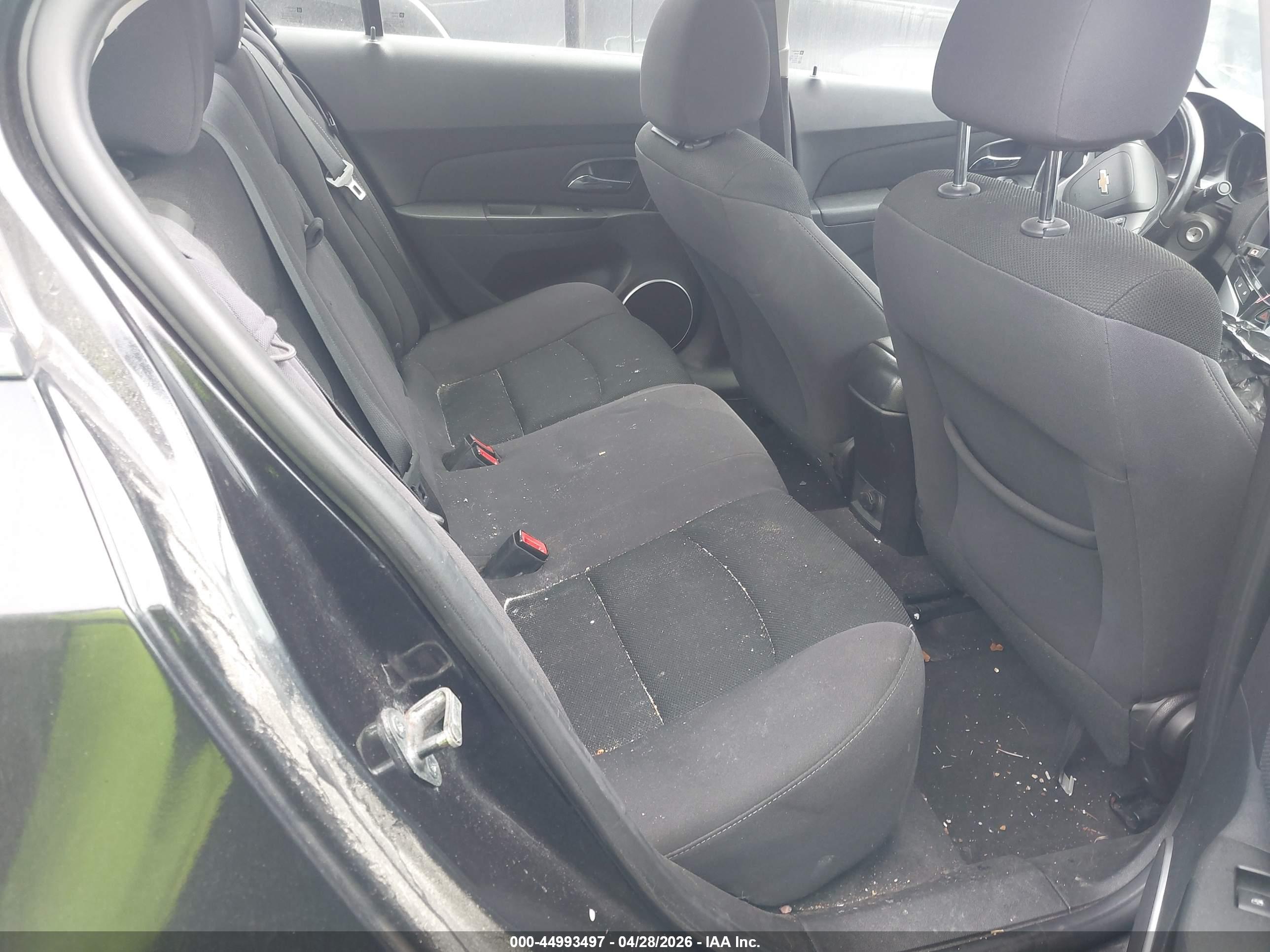 CHEVROLET CRUZE image 8