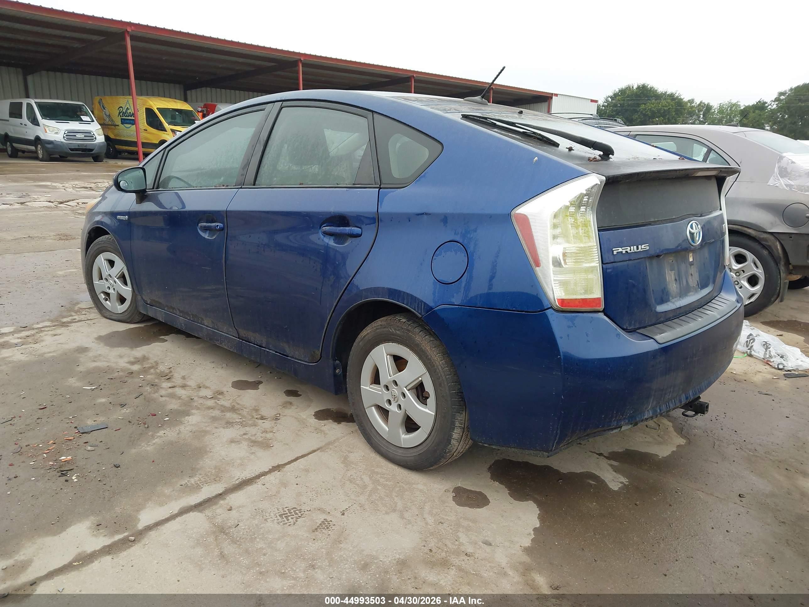 TOYOTA PRIUS image 3
