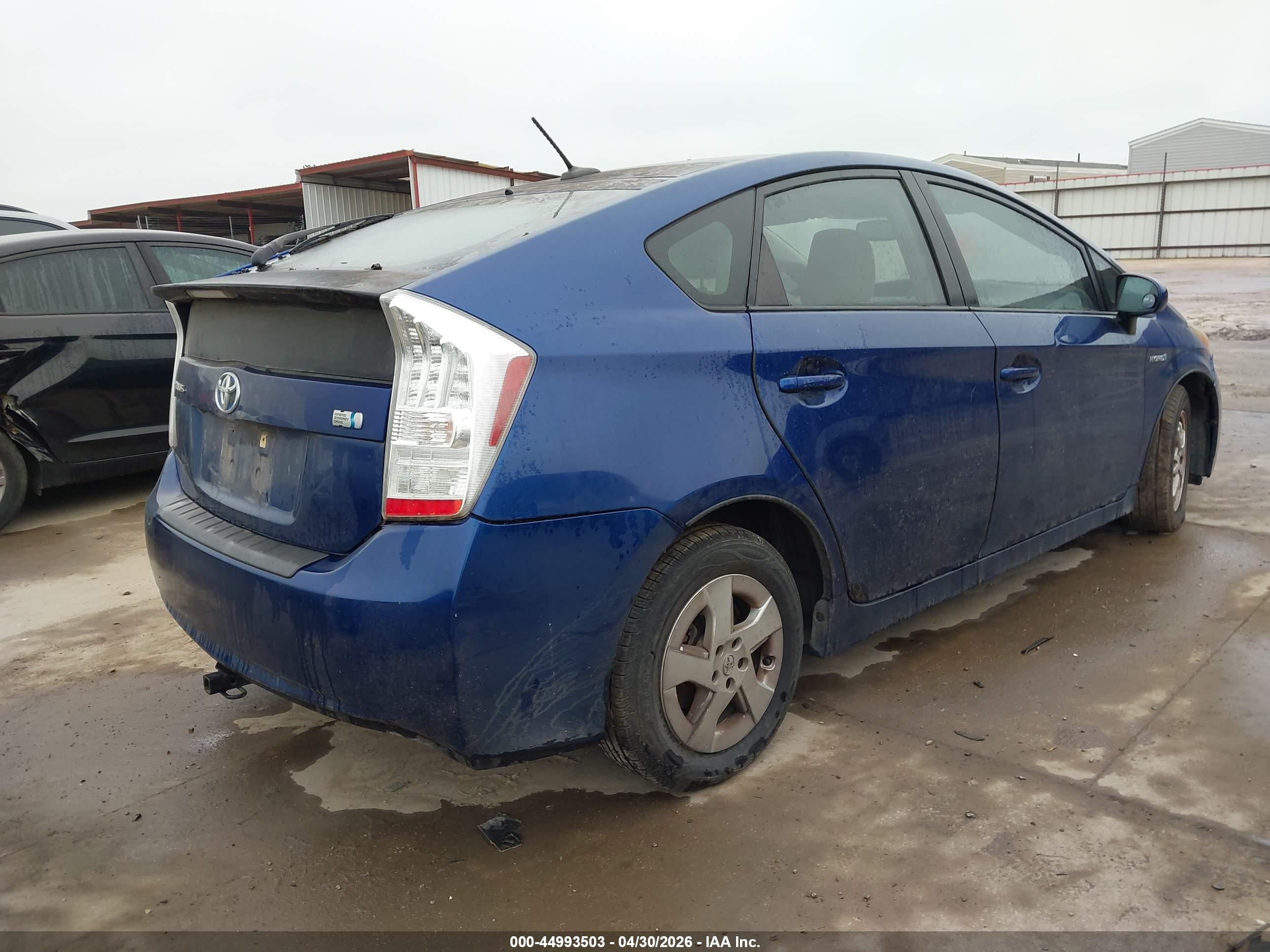 TOYOTA PRIUS image 4