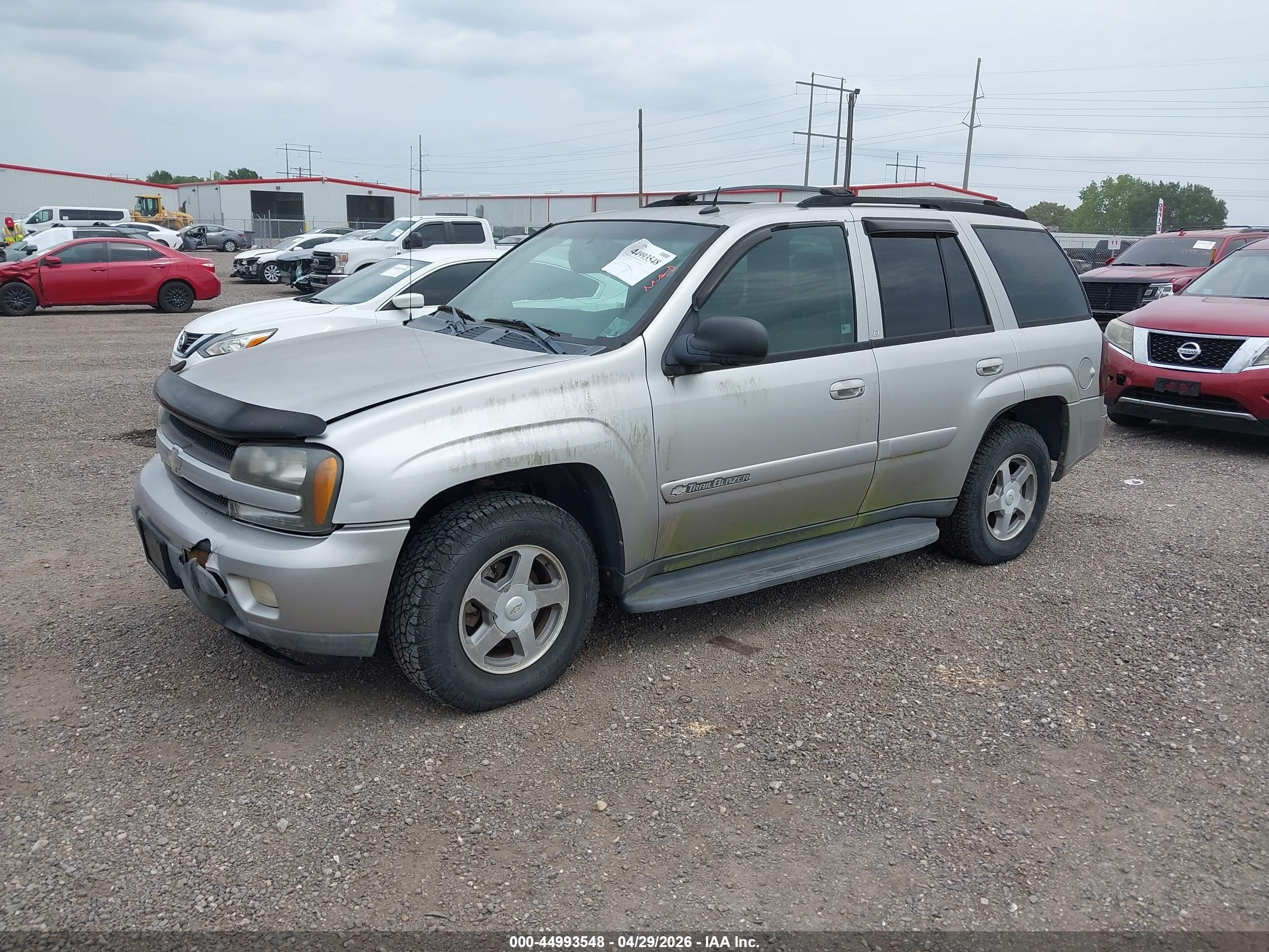 CHEVROLET TRAILBLAZER image 2